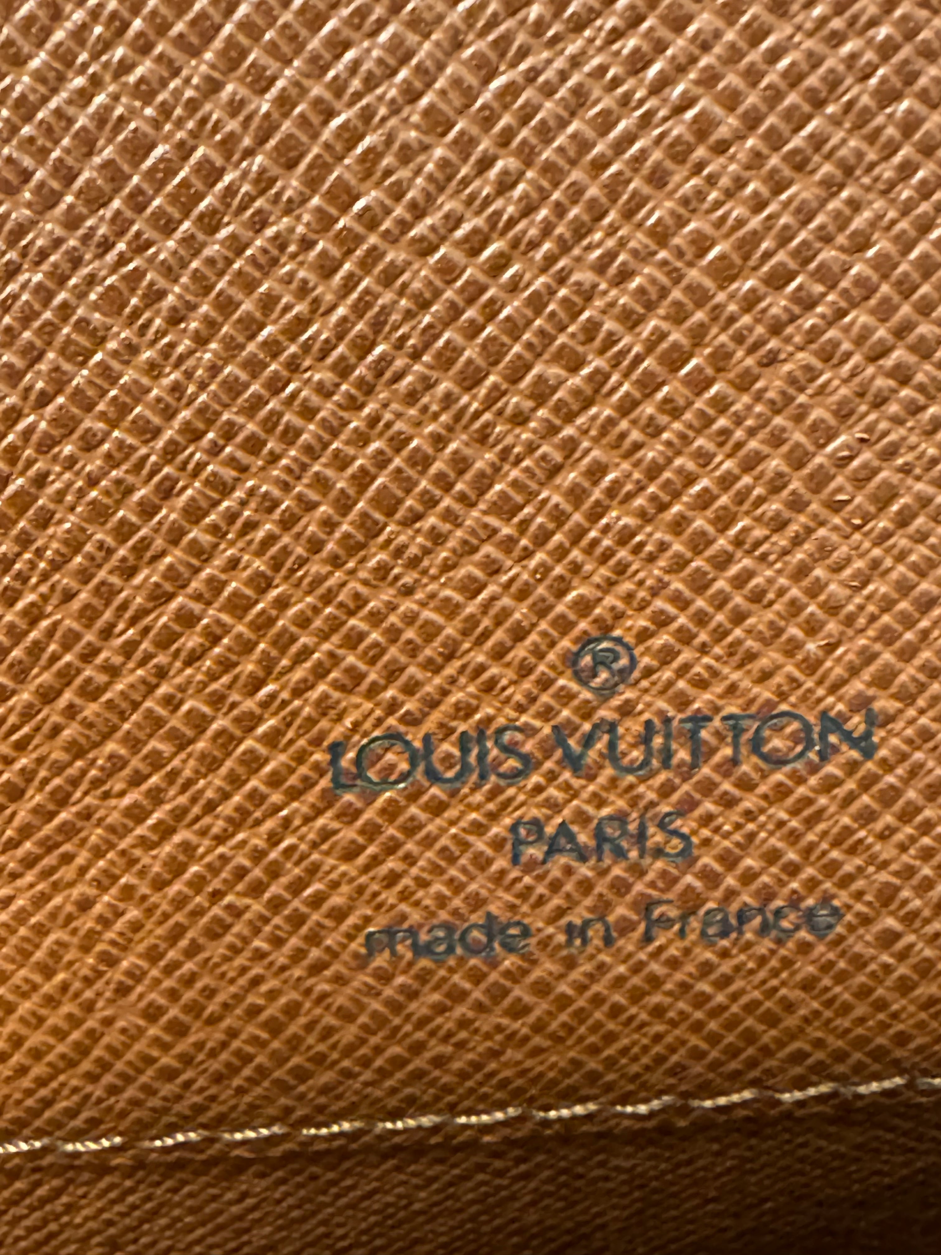 10292 Authentic Pre-loved Louis Vuitto Marne in Monogram Canvas