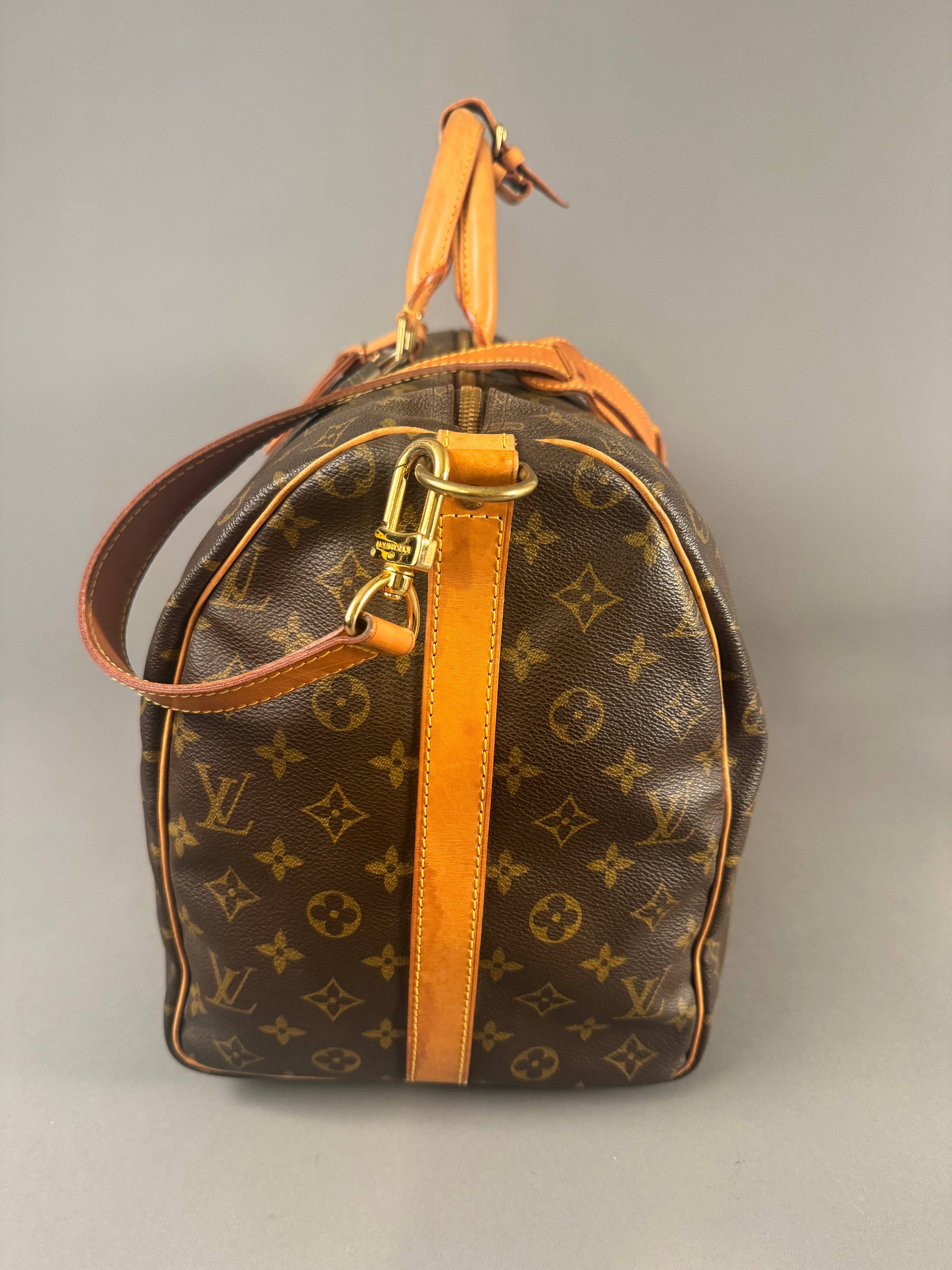 10268 Authentic Pre-loved Louis Vuitton Keepall Bandouliere 50 in Monogram Canvas