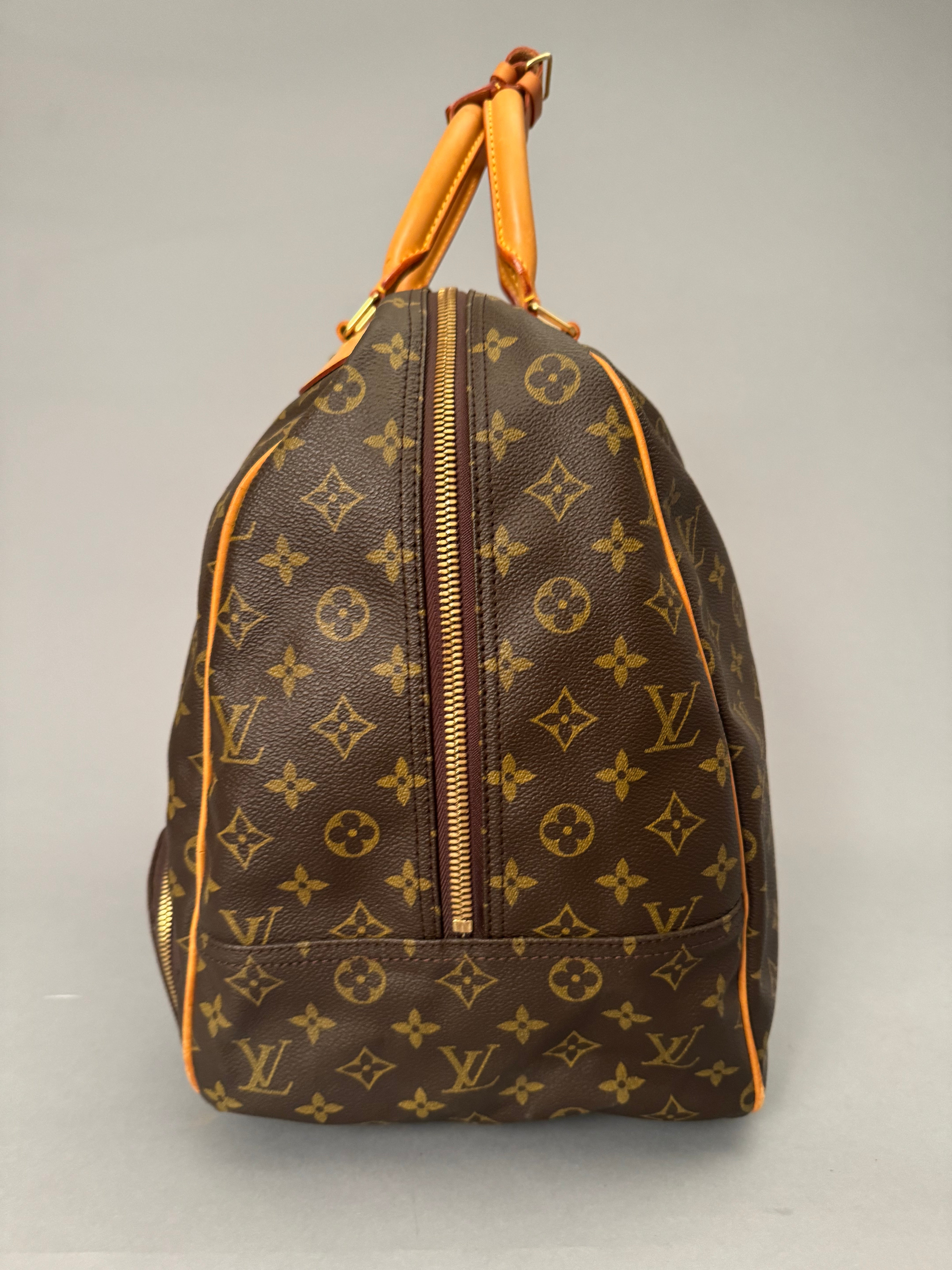 10286 Authentic Pre-loved Louis Vuitton Evasion Monogram