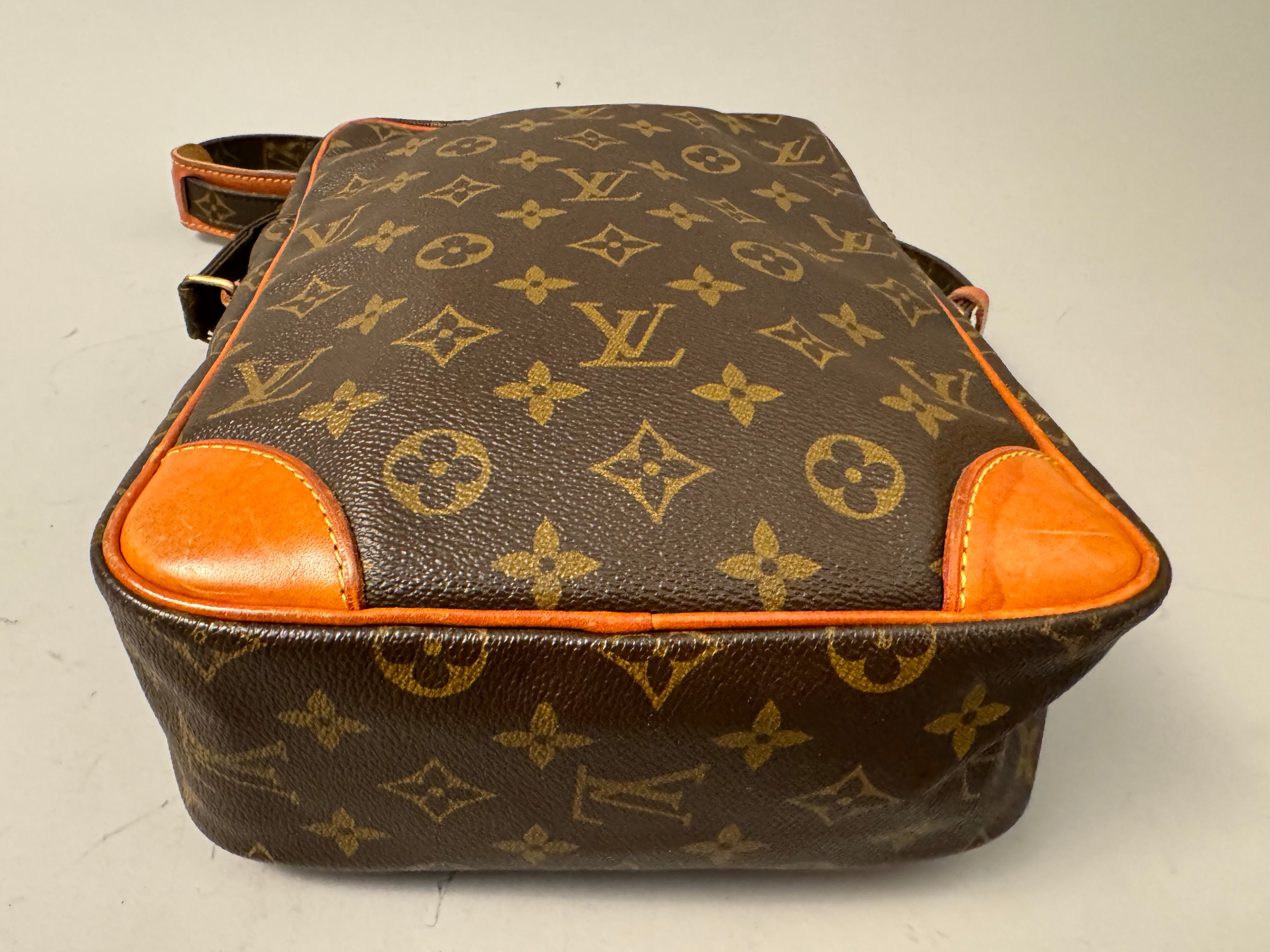 10130 Authentic Pre-loved Louis Vuitton Danube GM in Monogram Canvas