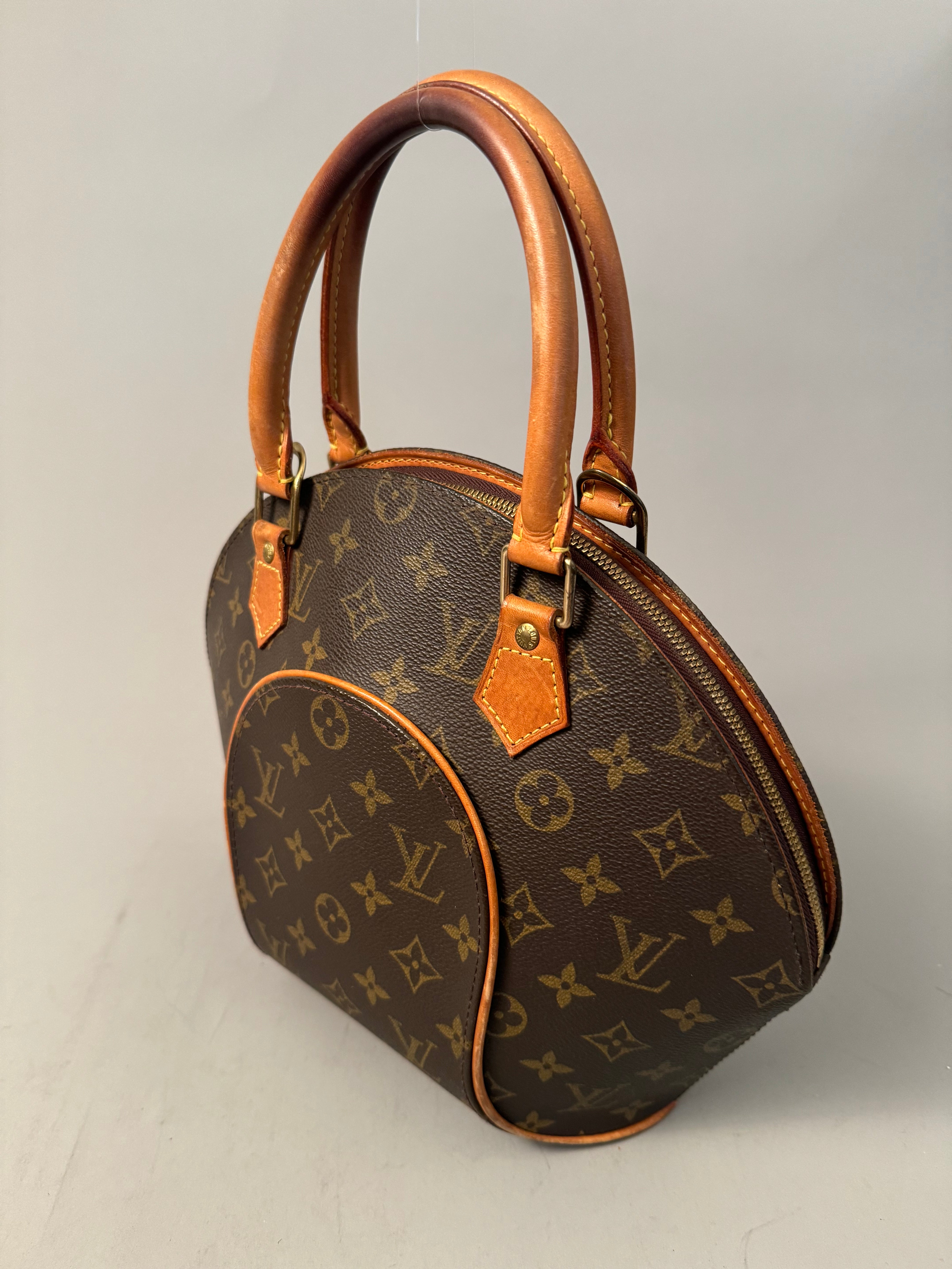 10172 Authentic Pre-loved Louis Vuitton Ellipse PM in Monogram Canvas