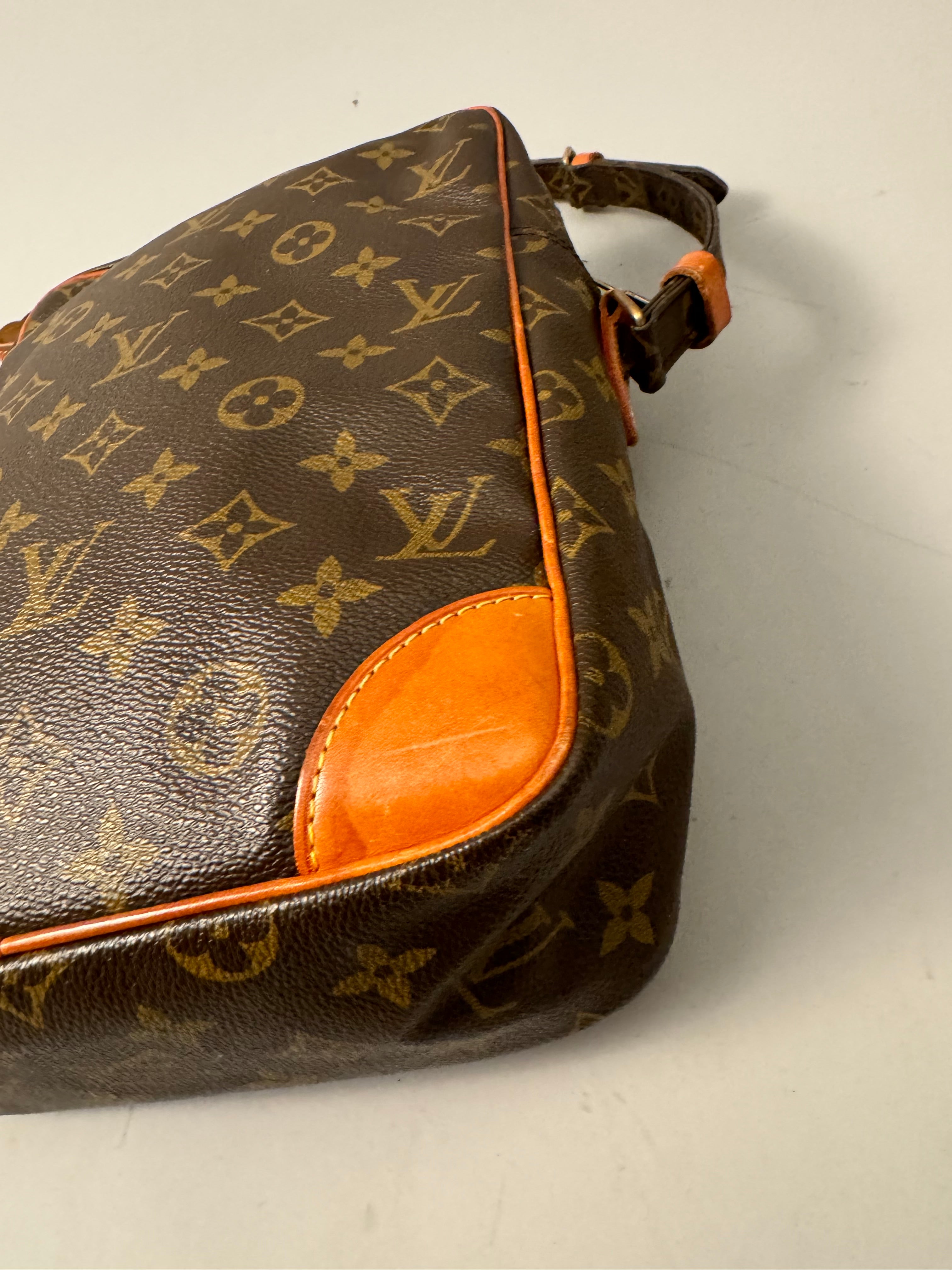 10130 Authentic Pre-loved Louis Vuitton Danube GM in Monogram Canvas