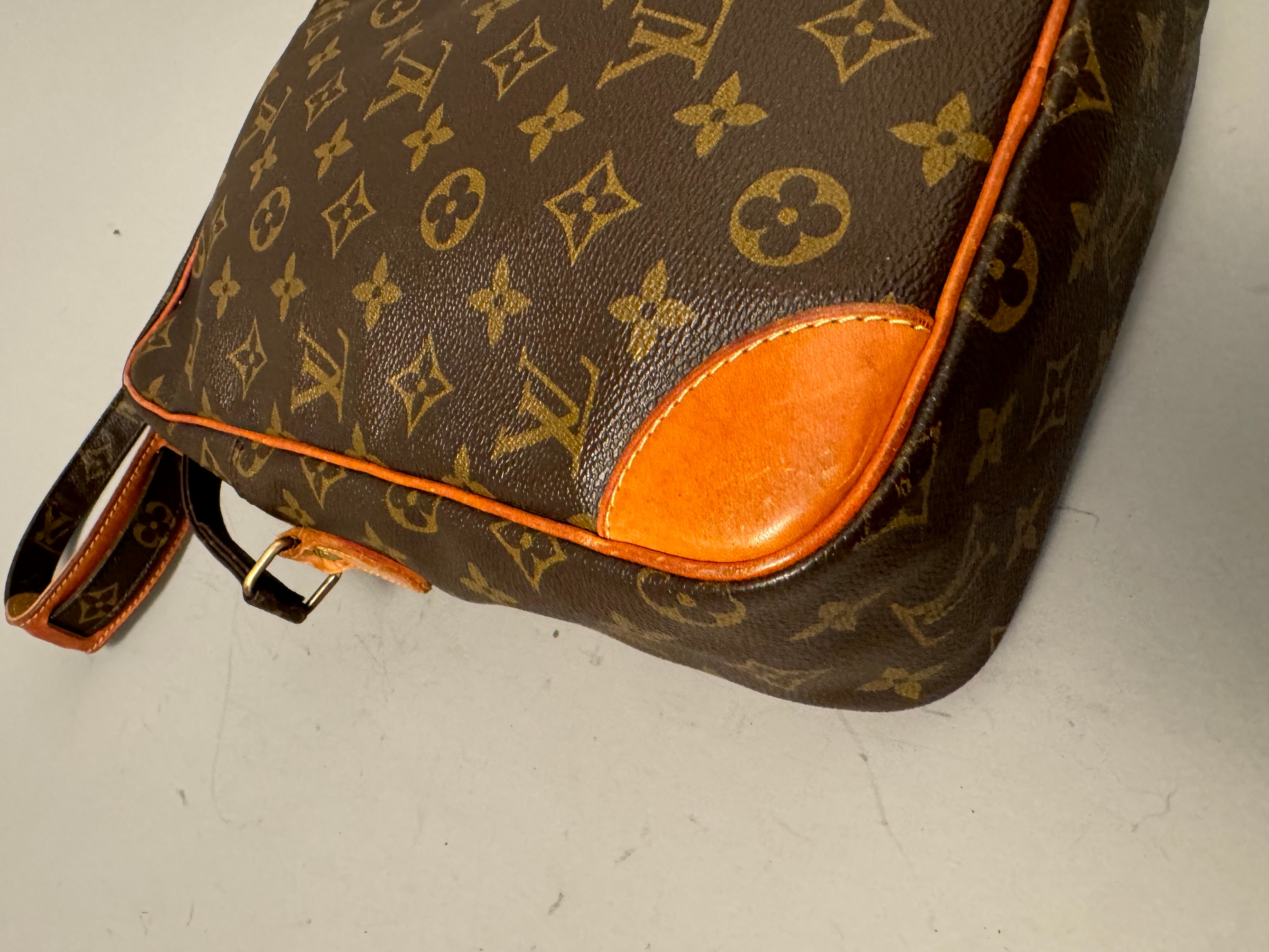 10130 Authentic Pre-loved Louis Vuitton Danube GM in Monogram Canvas