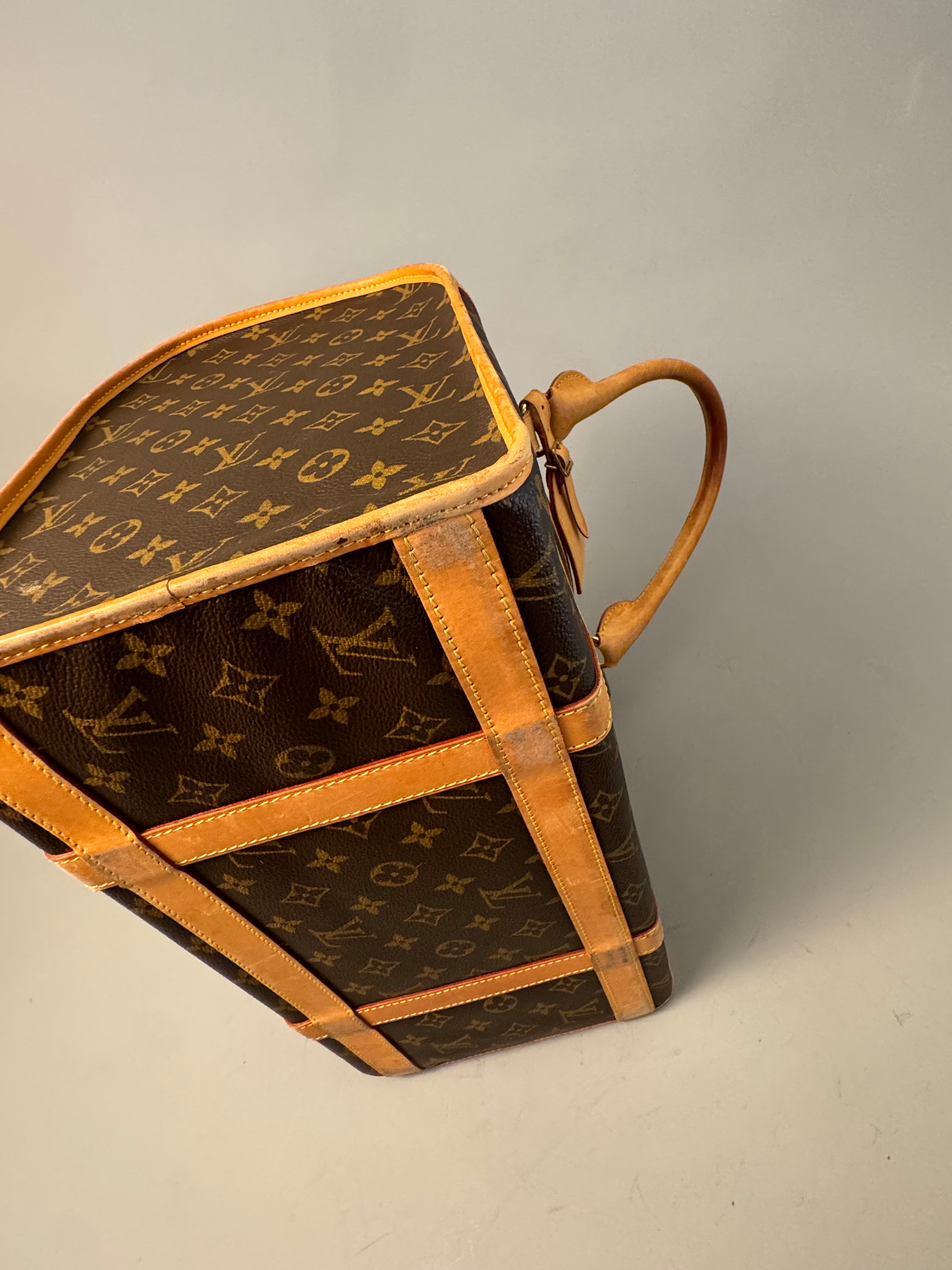 10184 Authentic Pre-loved Louis Vuitton Sac Chien Dog Carrier in Monogram Canvas