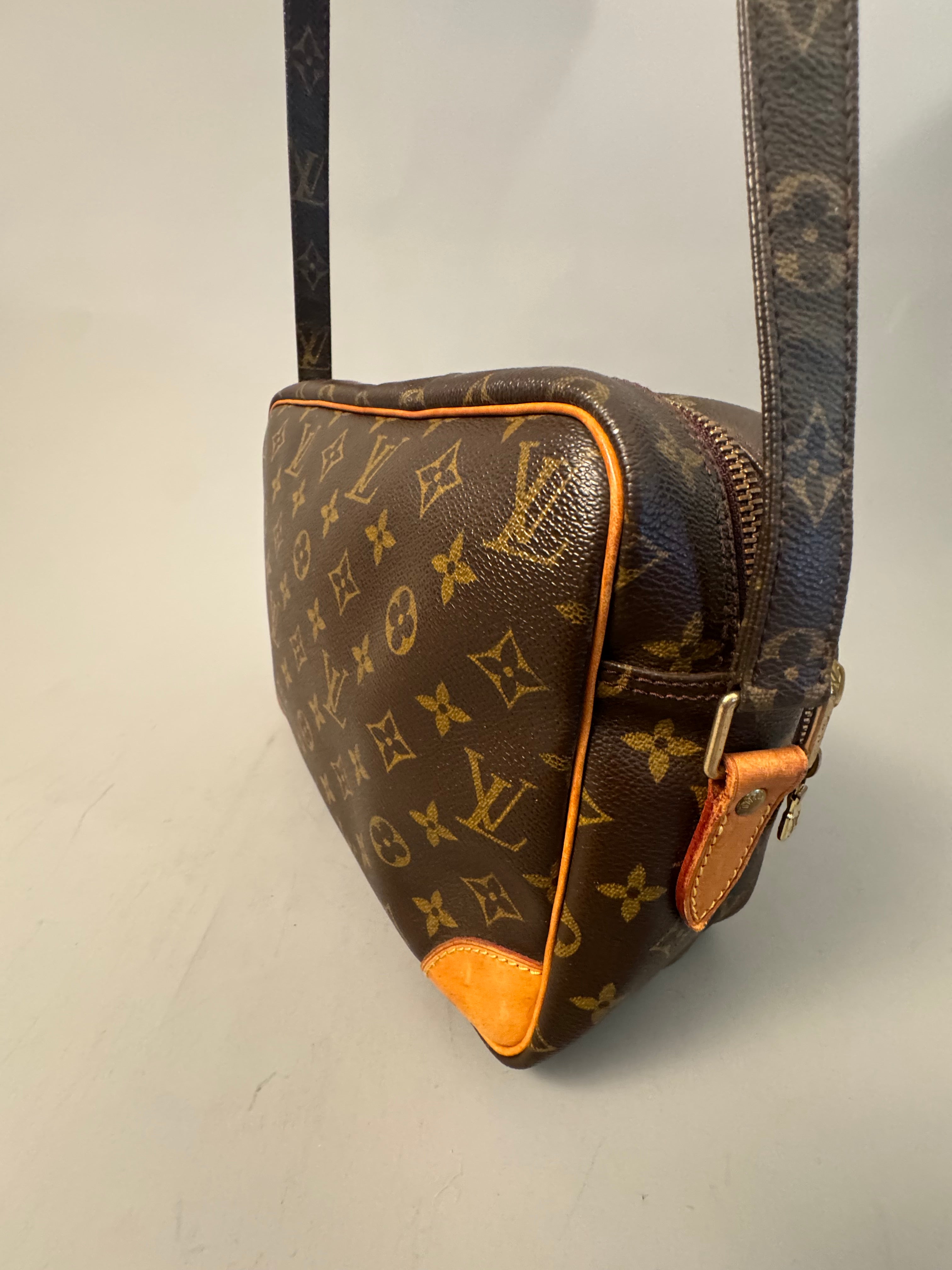 10291 Authentic Pre-loved Louis Vuitton
Nile Amazon PM
in Monogram Canvas