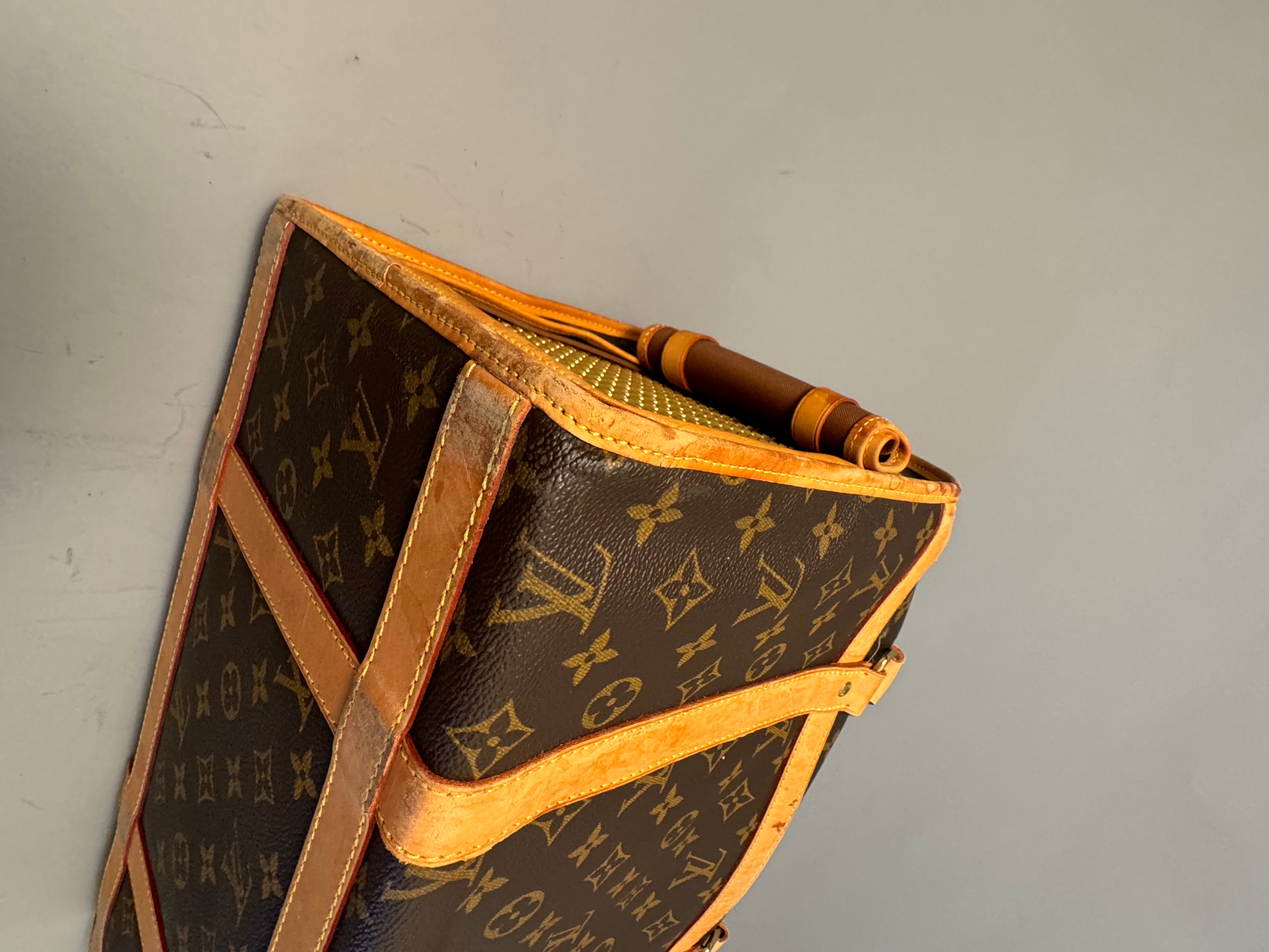 10184 Authentic Pre-loved Louis Vuitton Sac Chien Dog Carrier in Monogram Canvas