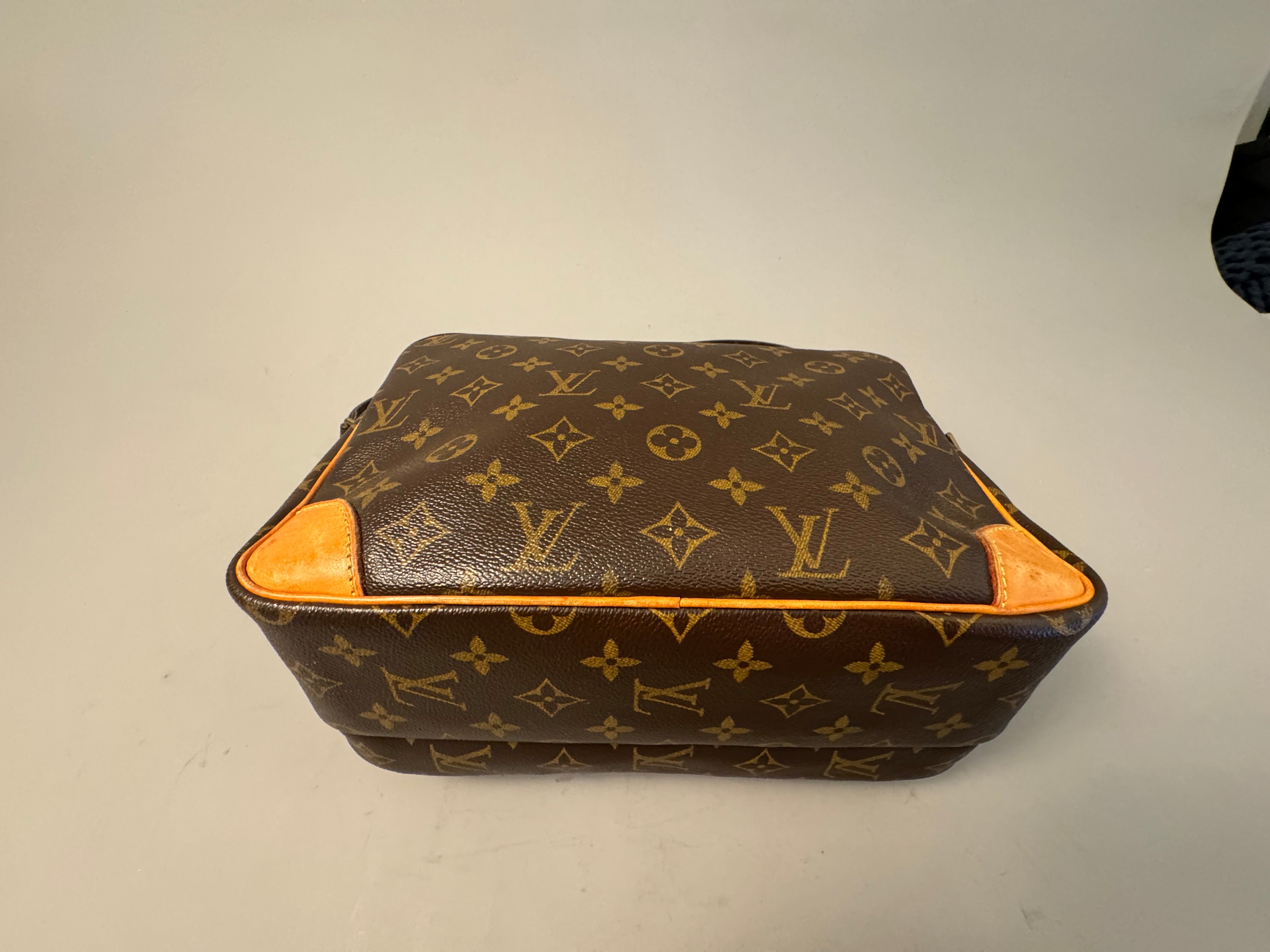 10291 Authentic Pre-loved Louis Vuitton
Nile Amazon PM
in Monogram Canvas