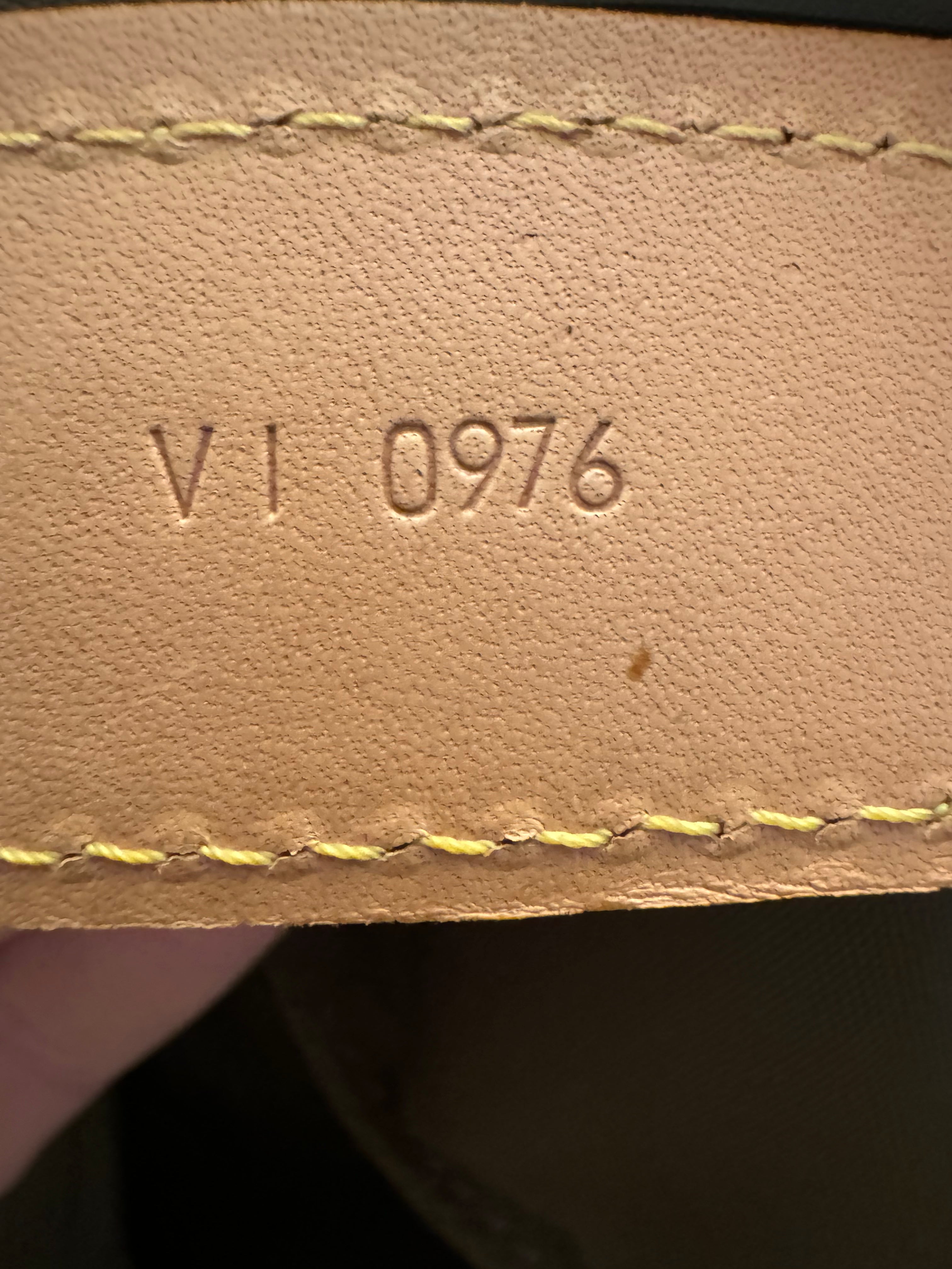 10286 Authentic Pre-loved Louis Vuitton Evasion Monogram