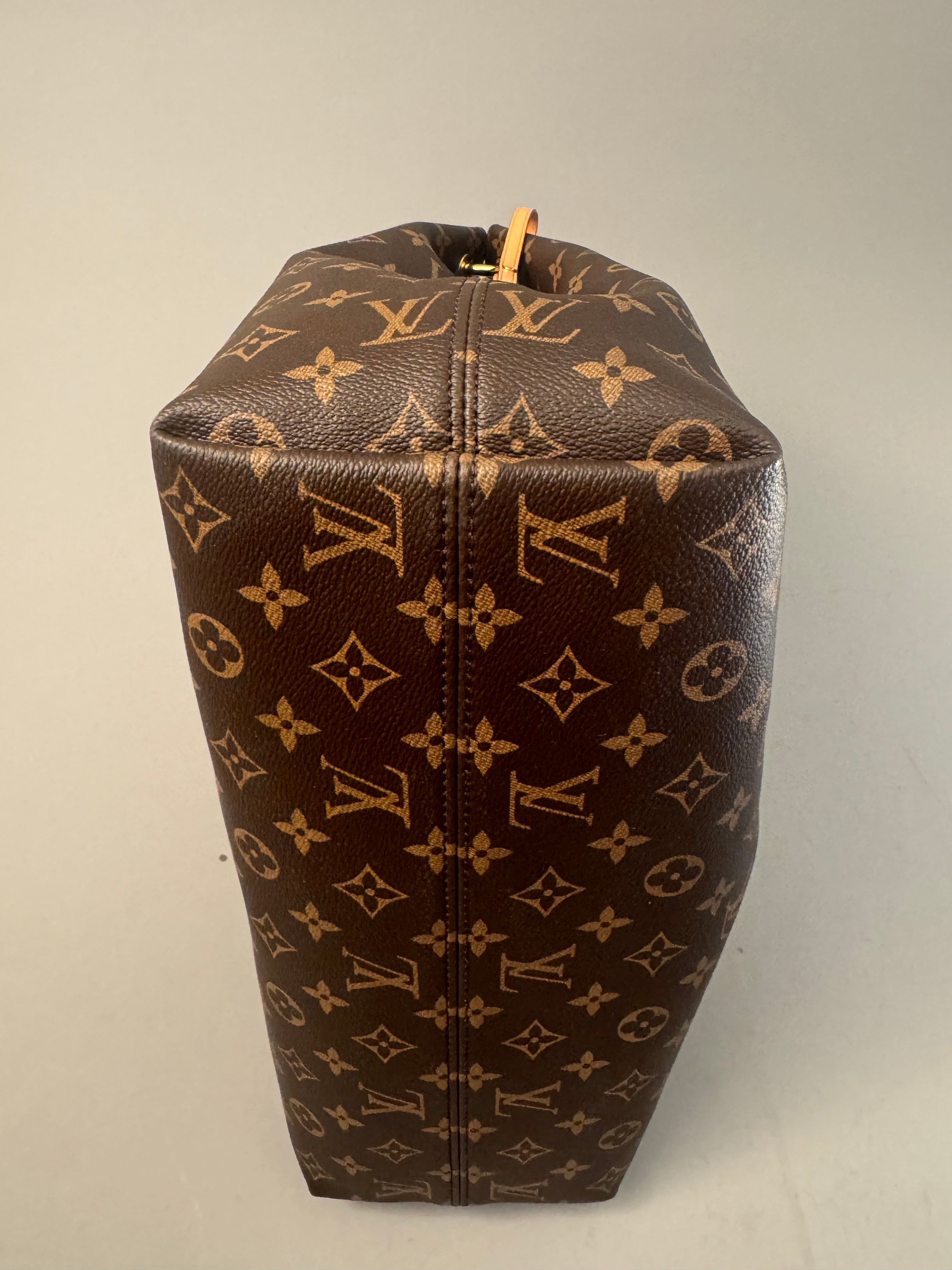 10209 Authentic Pre-loved Louis Vuitton Gracefull MM in Monogram Canvas