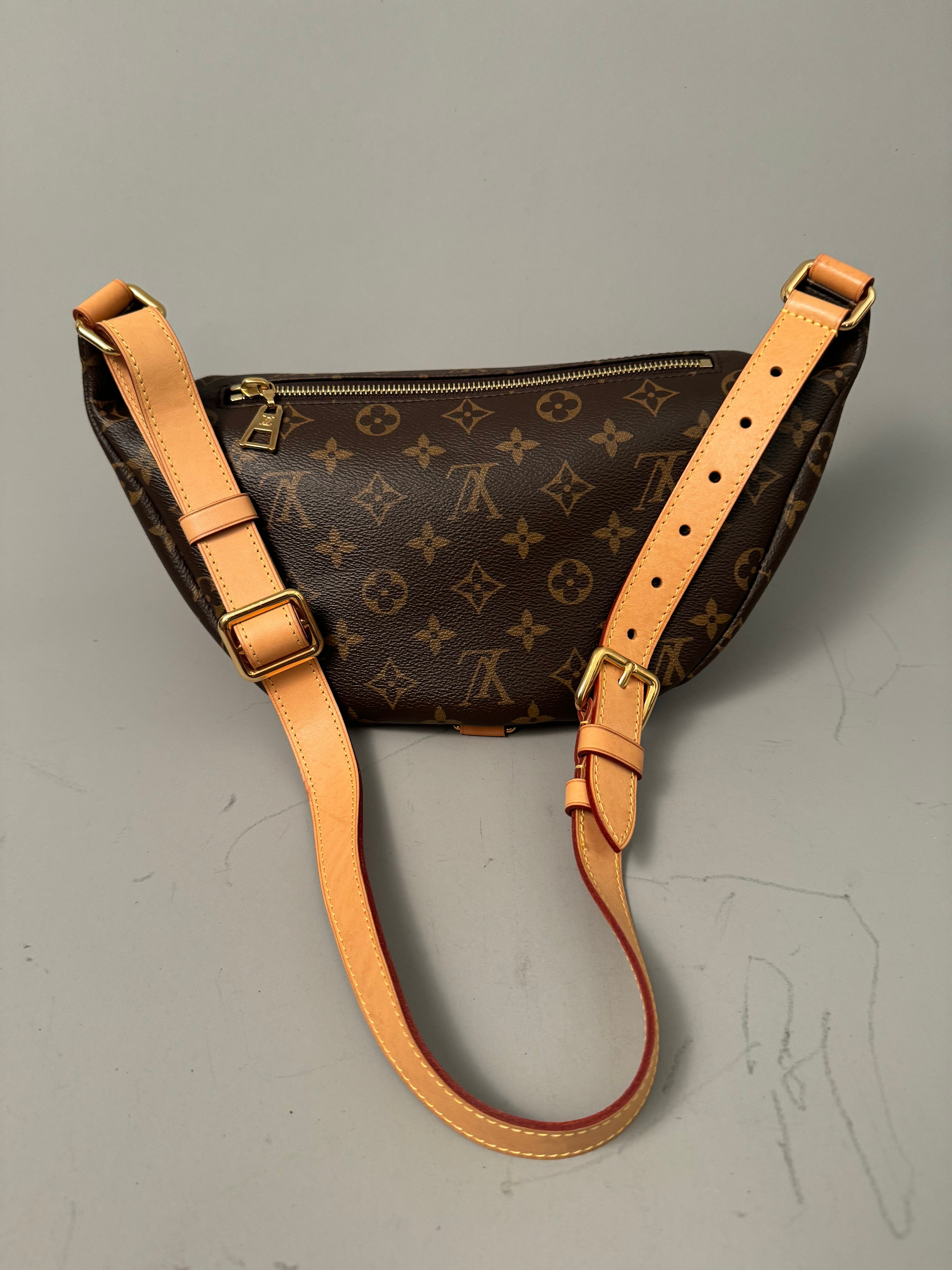 10240 Authentic Pre-Loved Louis Vuitton Bumbag in Monogram Canvas