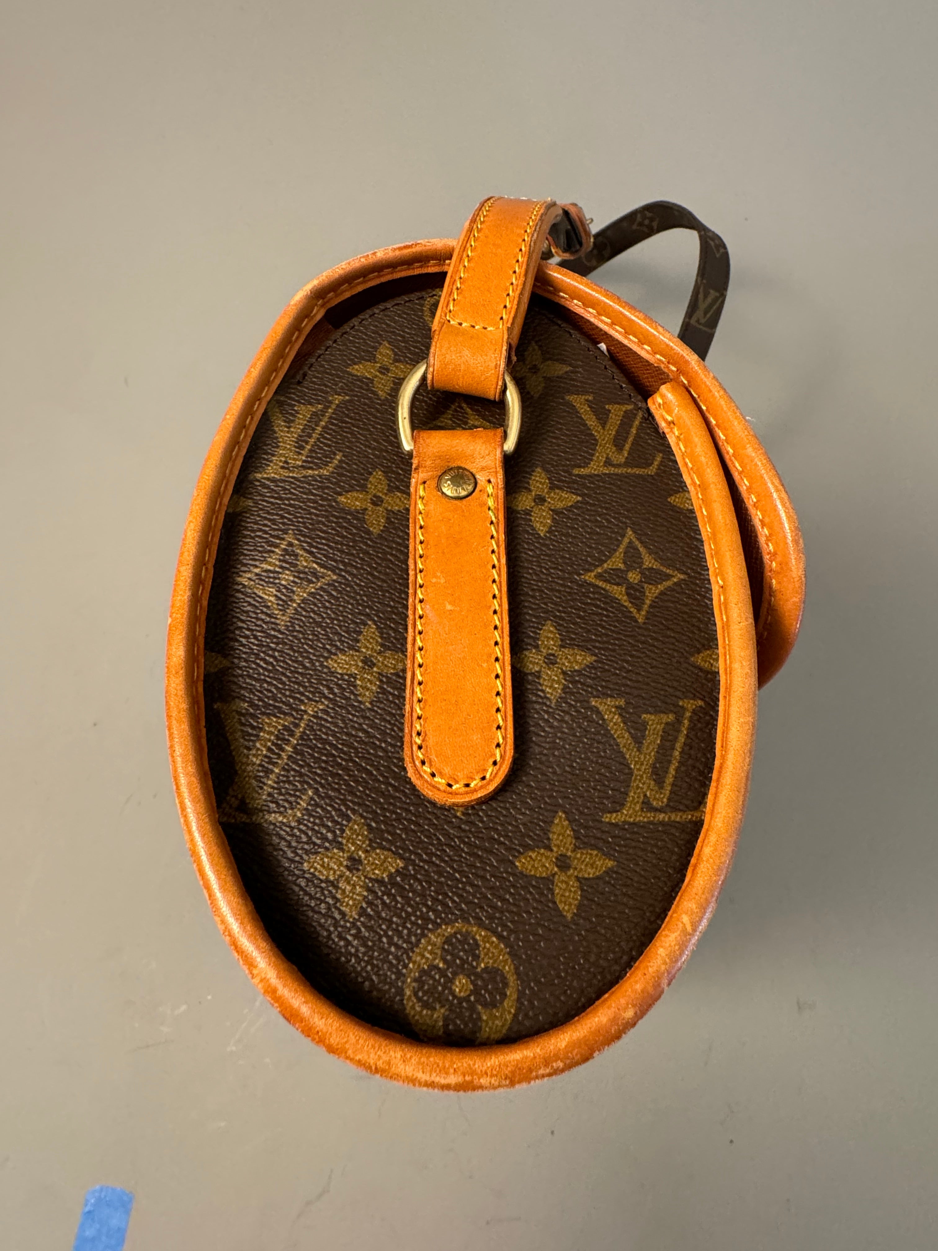 10292 Authentic Pre-loved Louis Vuitto Marne in Monogram Canvas