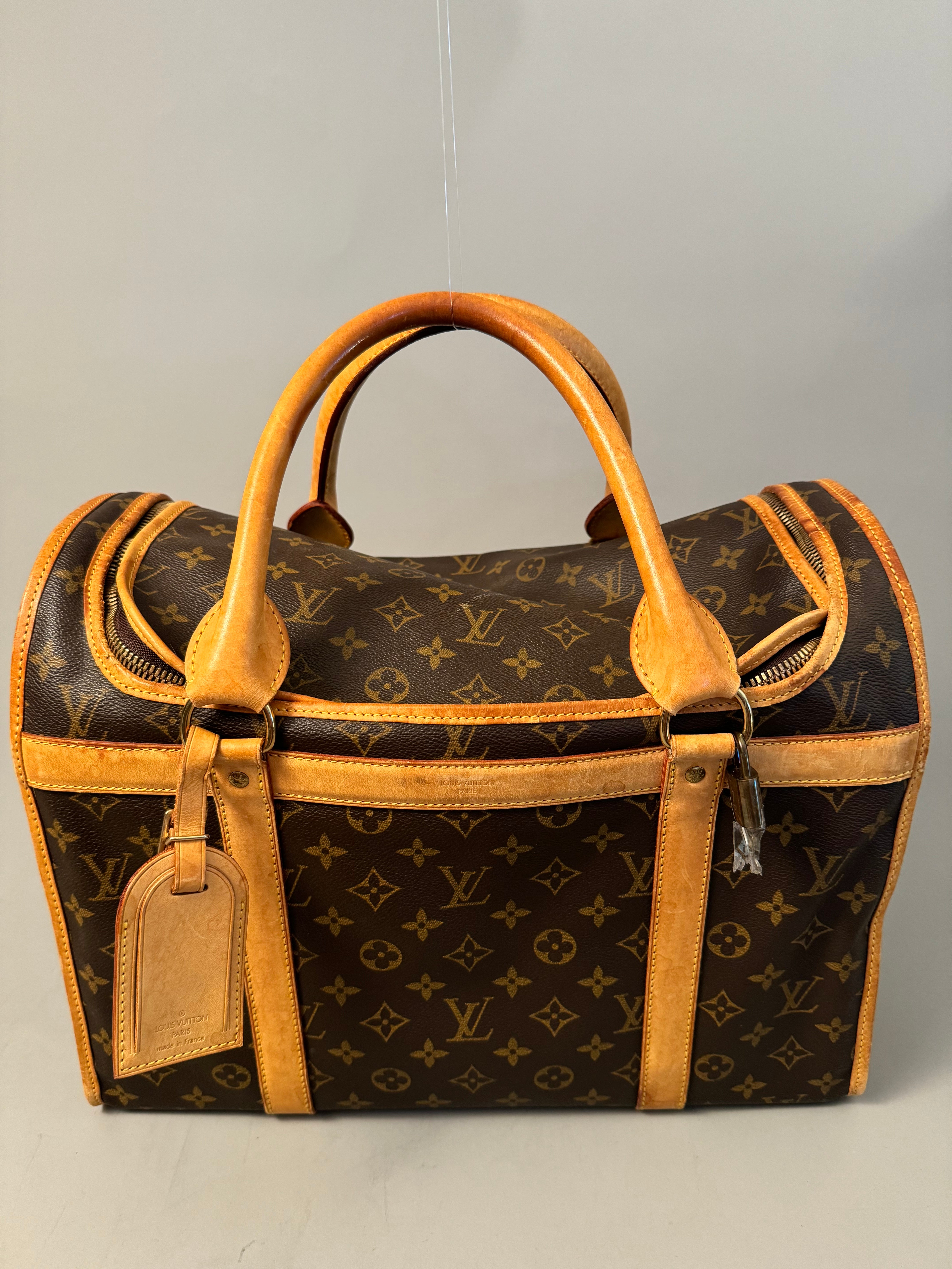 10184 Authentic Pre-loved Louis Vuitton Sac Chien Dog Carrier in Monogram Canvas