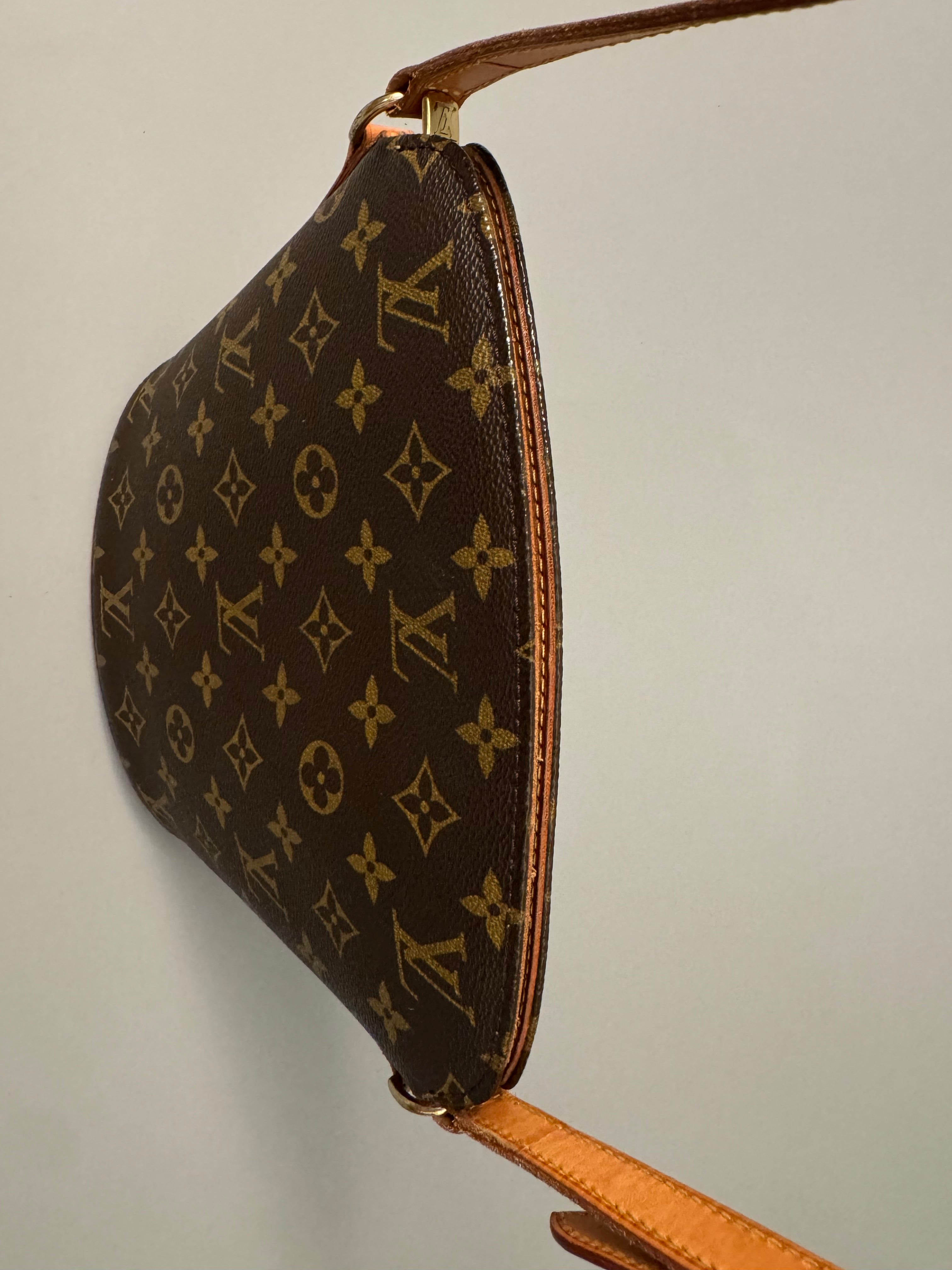 10218 Authentic Pre-loved Louis Vuitton Drouot in Monogram Canvas Done VI0080