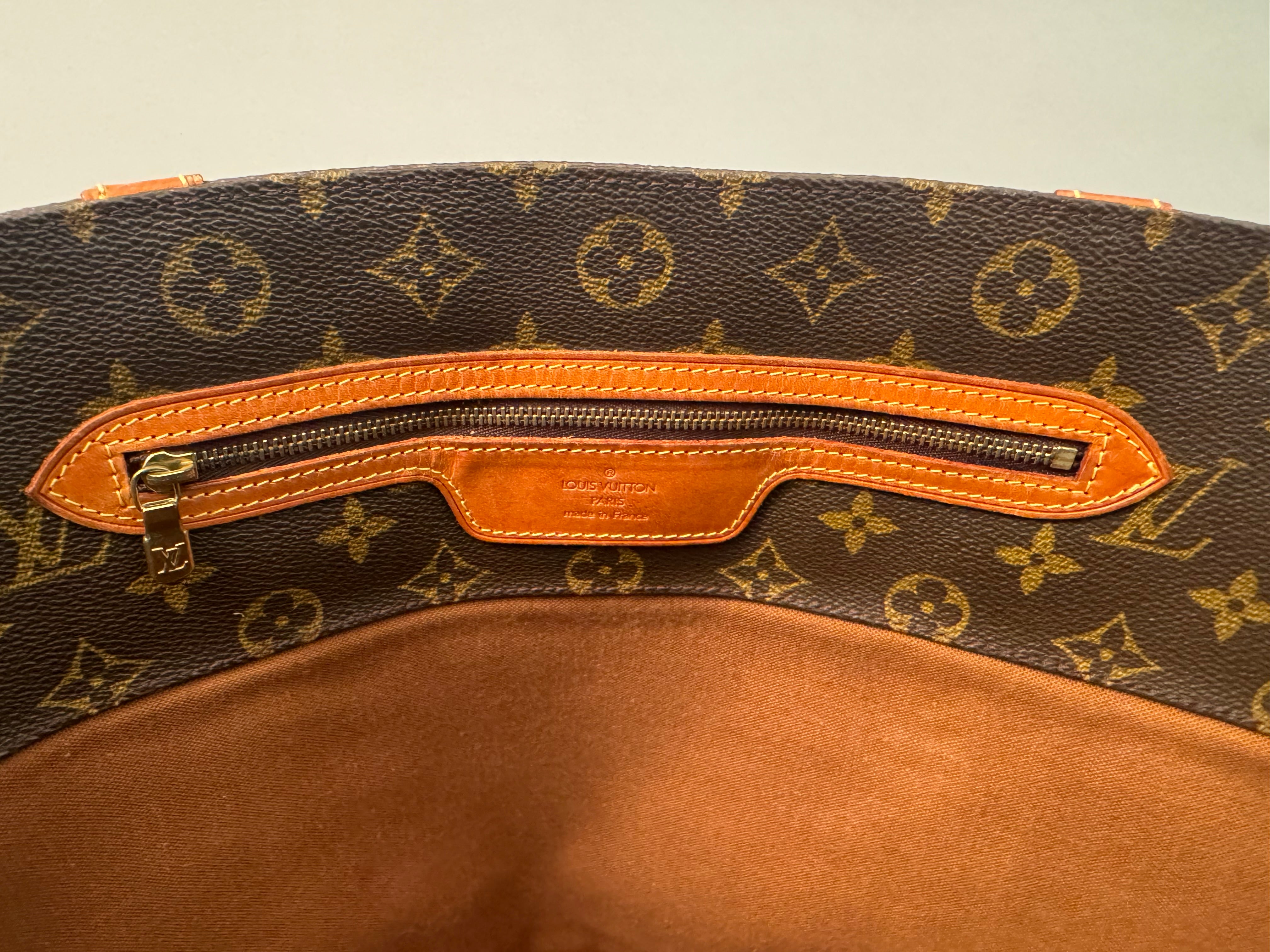 10072 Authentic Pre-loved Louis Vuitton Sac Shopping in Monogram Canvas