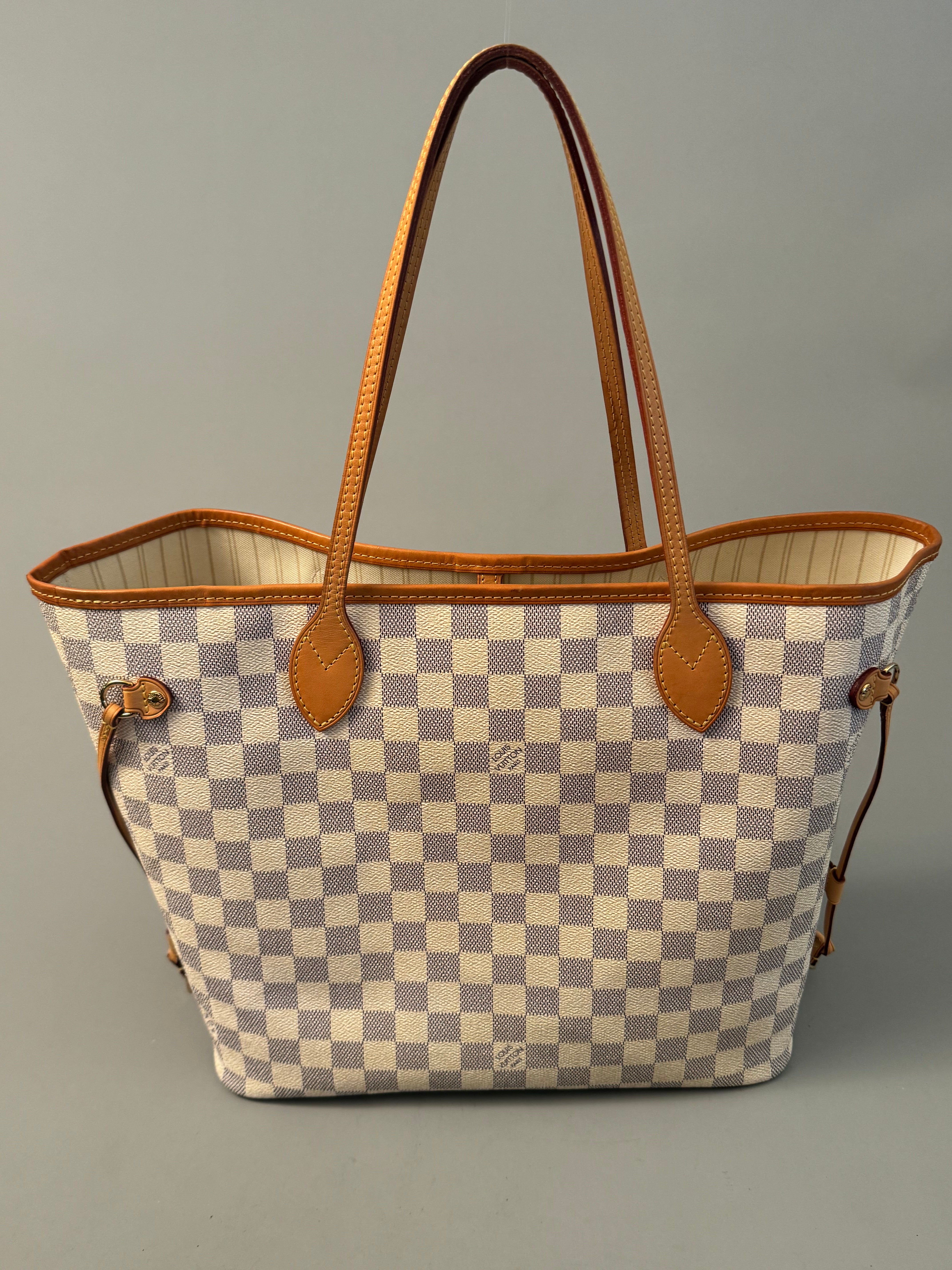 10225 Authentic Pre-loved Louis Vuitton Neverfull MM in Azur Canvas