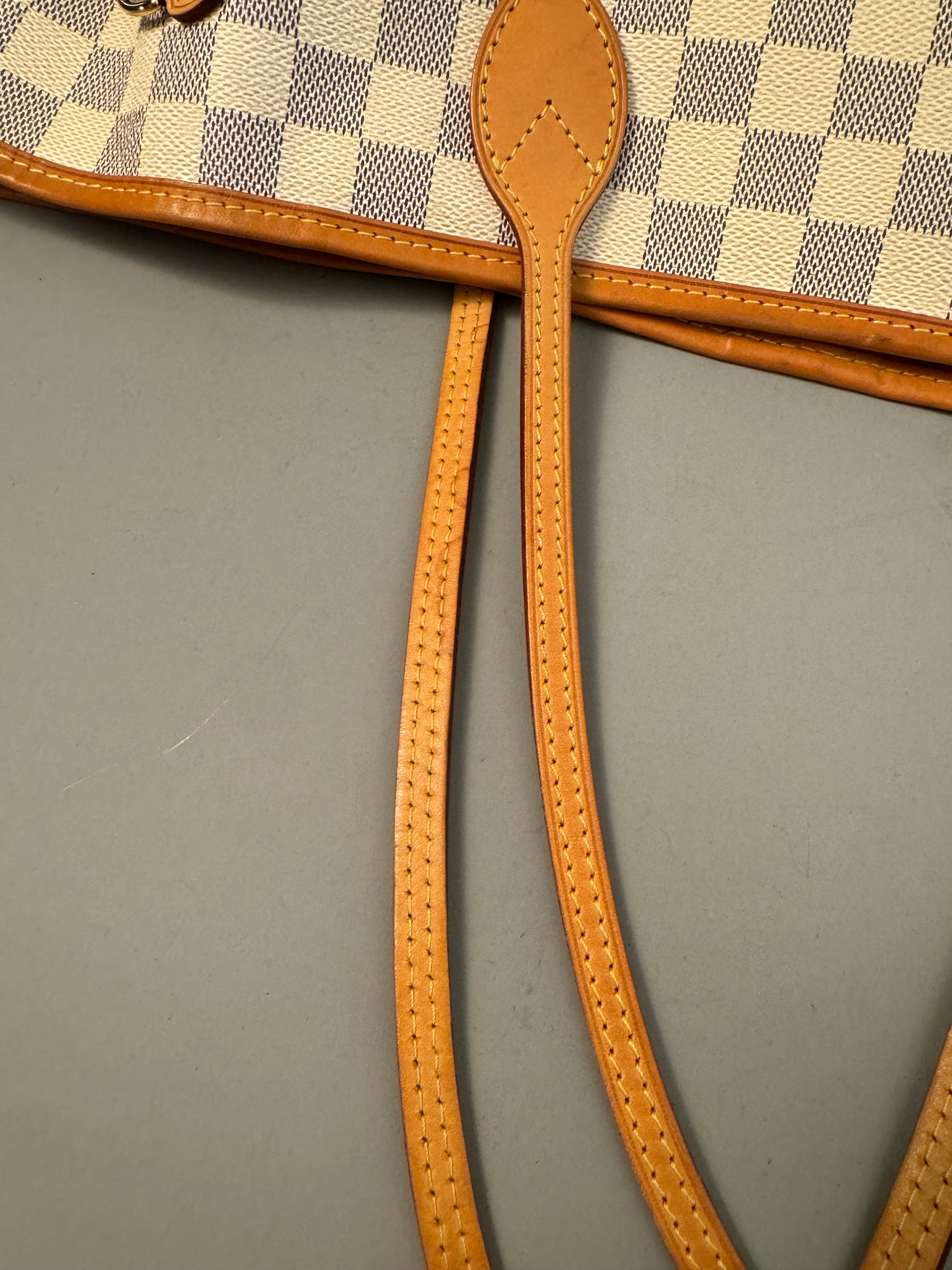 10225 Authentic Pre-loved Louis Vuitton Neverfull MM in Azur Canvas