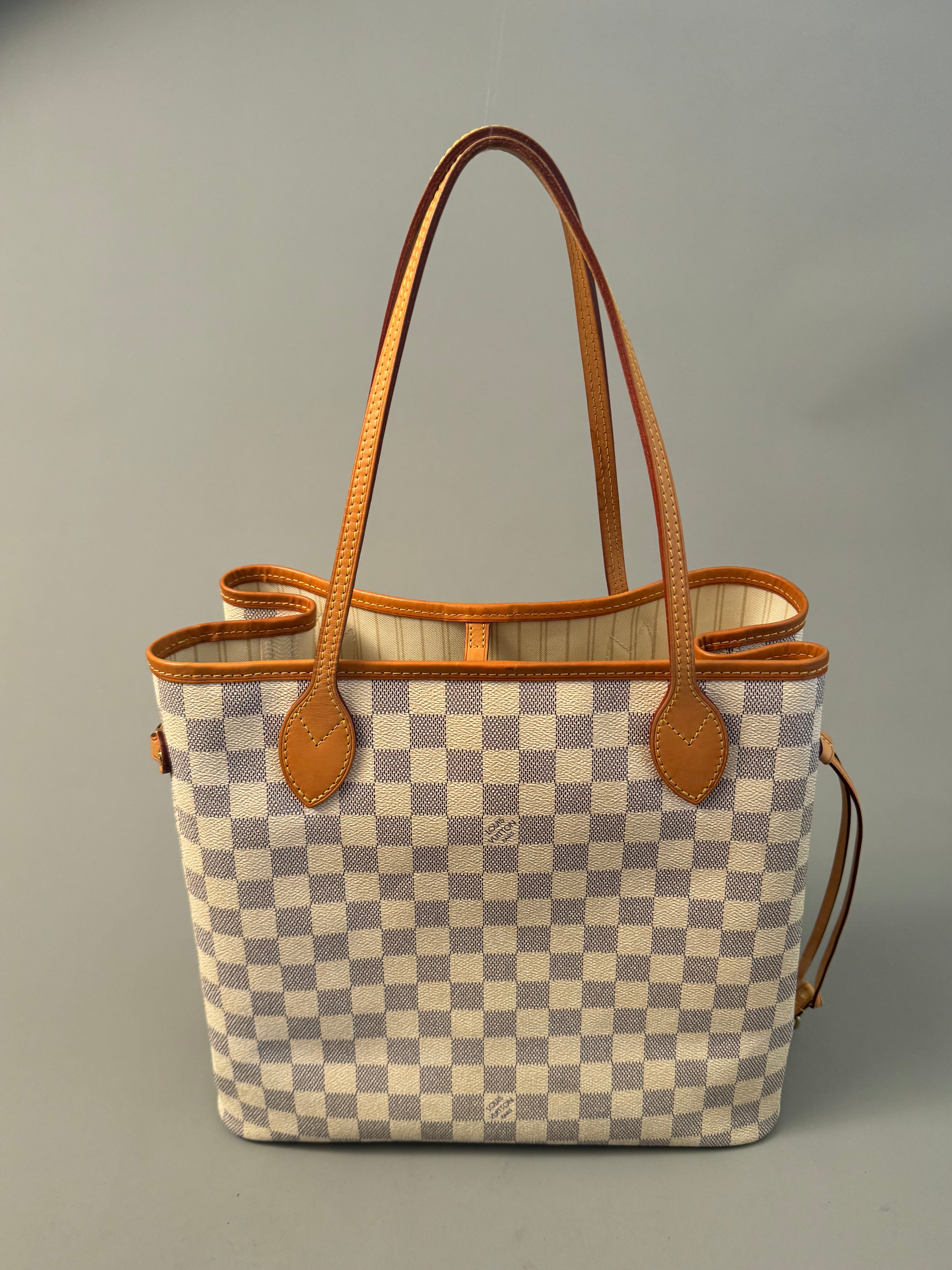 10225 Authentic Pre-loved Louis Vuitton Neverfull MM in Azur Canvas