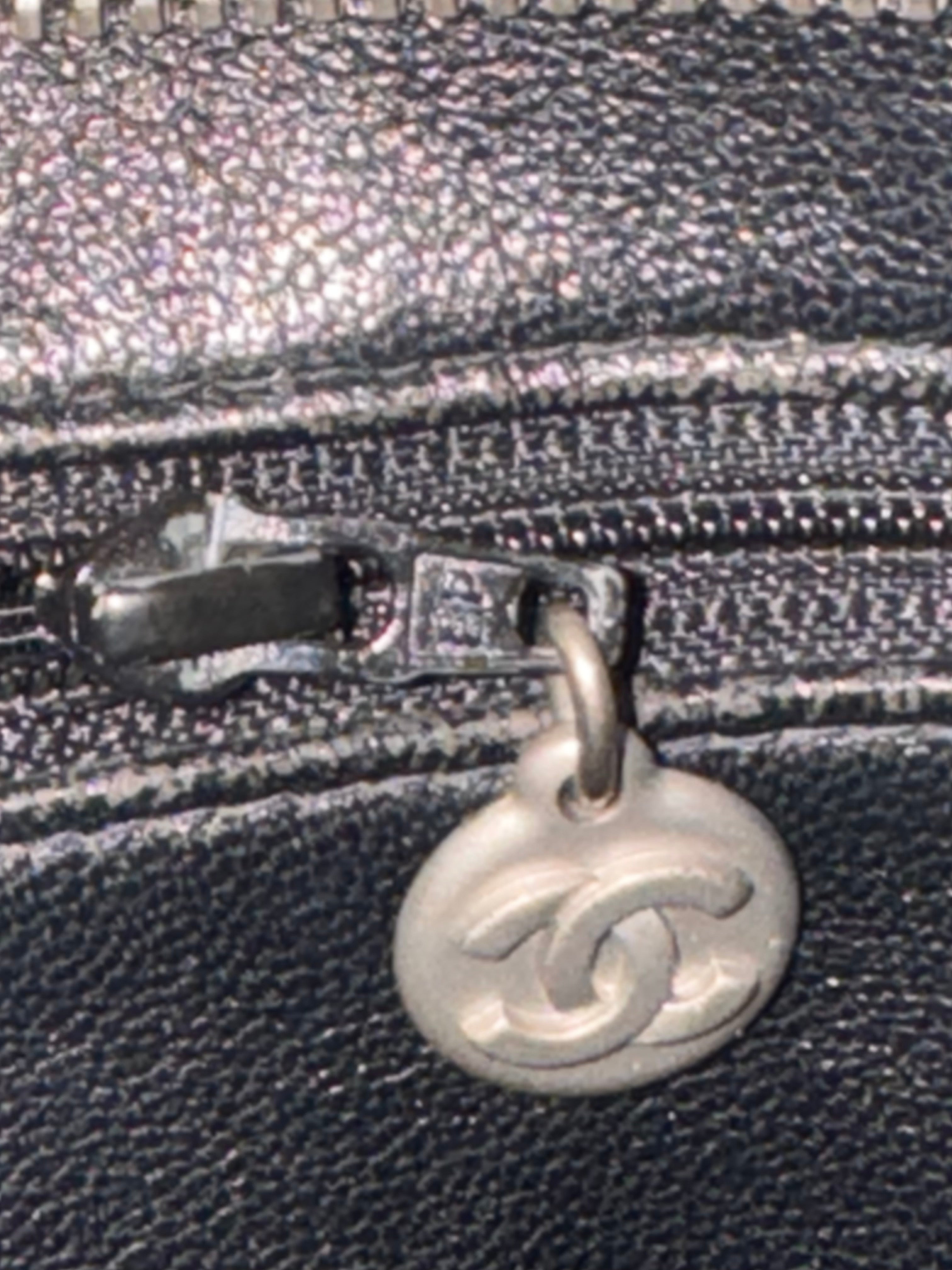 10226 Authentic Pre-Loved Chanel Medallion in Caviar Leather