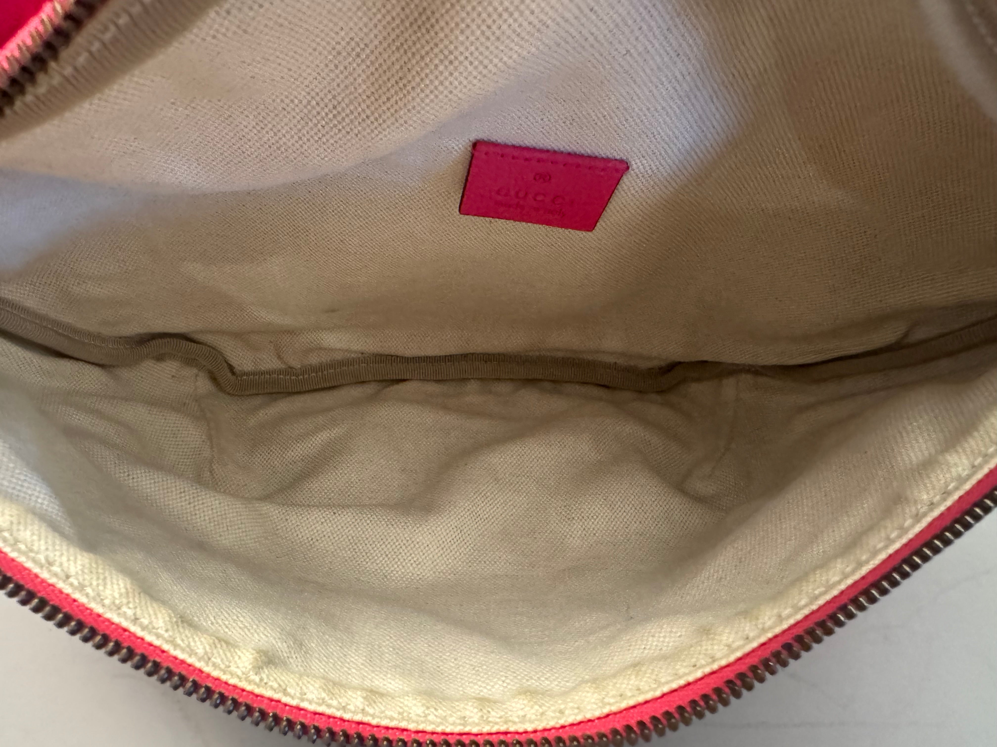 10228 Authentic Pre-Loved Gucci Bumbag in Pink Leather H024637069