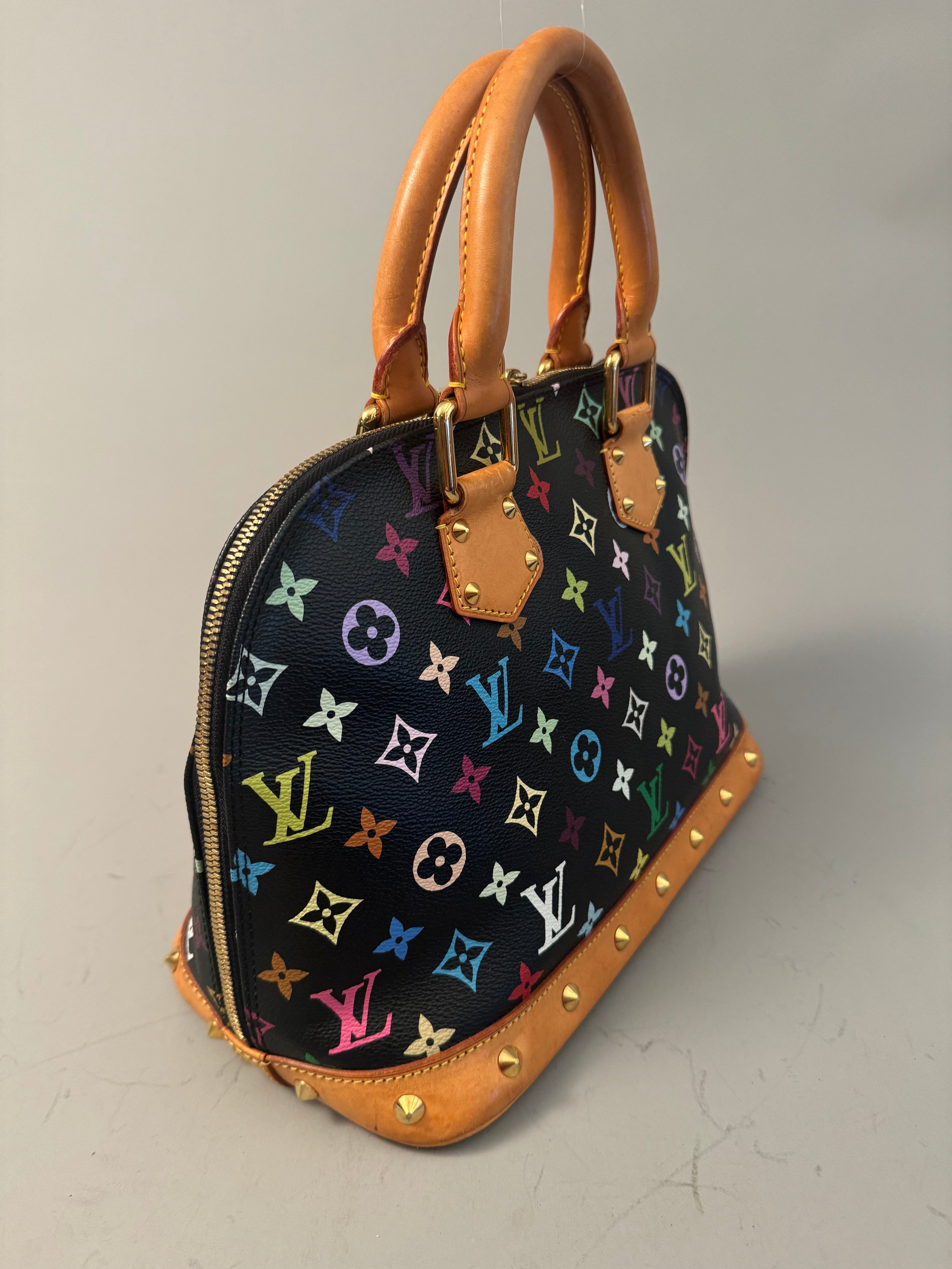 10231 Authentic Pre-loved Louis Vuitton Alma in Black Multicolor Canvas