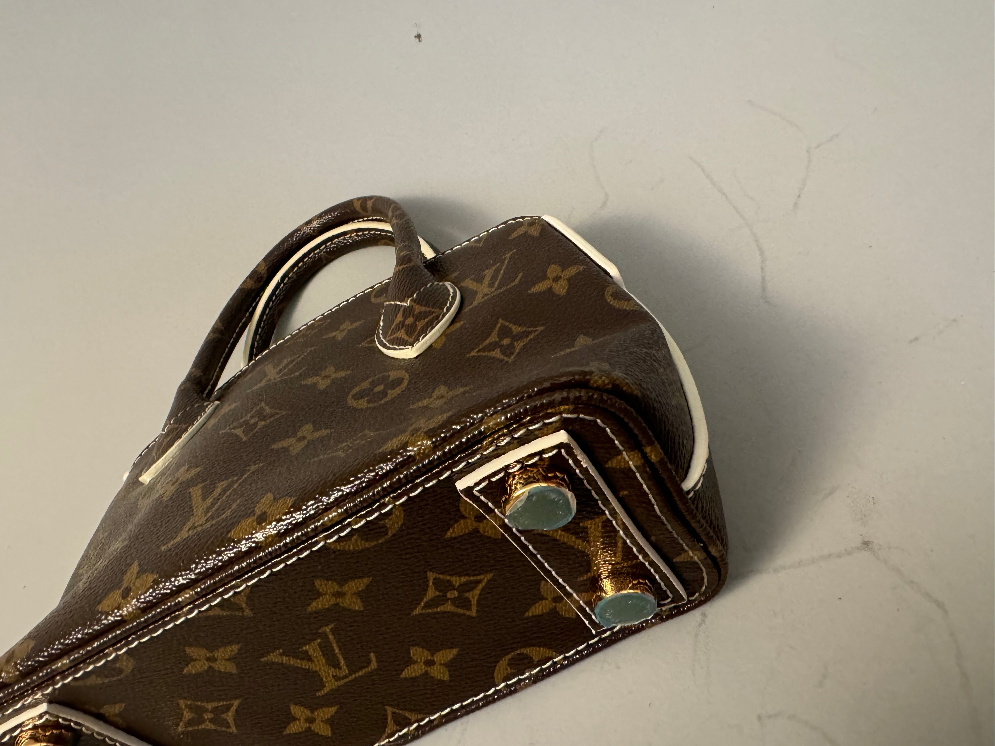 10243 Authentic Pre-loved Louis Vuitton Lock It BB in Monogram Canvas