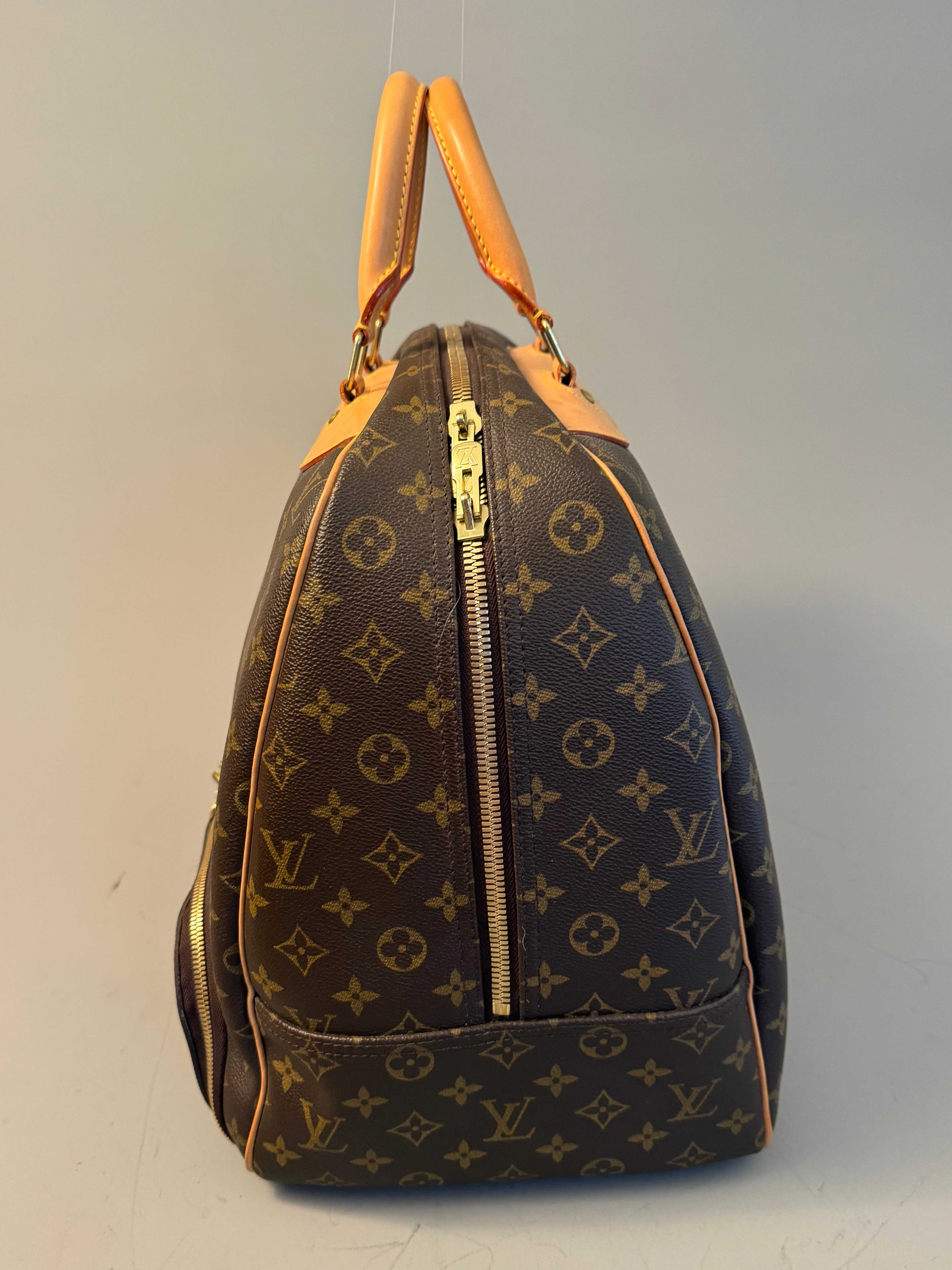 10250 Authentic Pre Loved Louis Vuitton Evasion Monogram