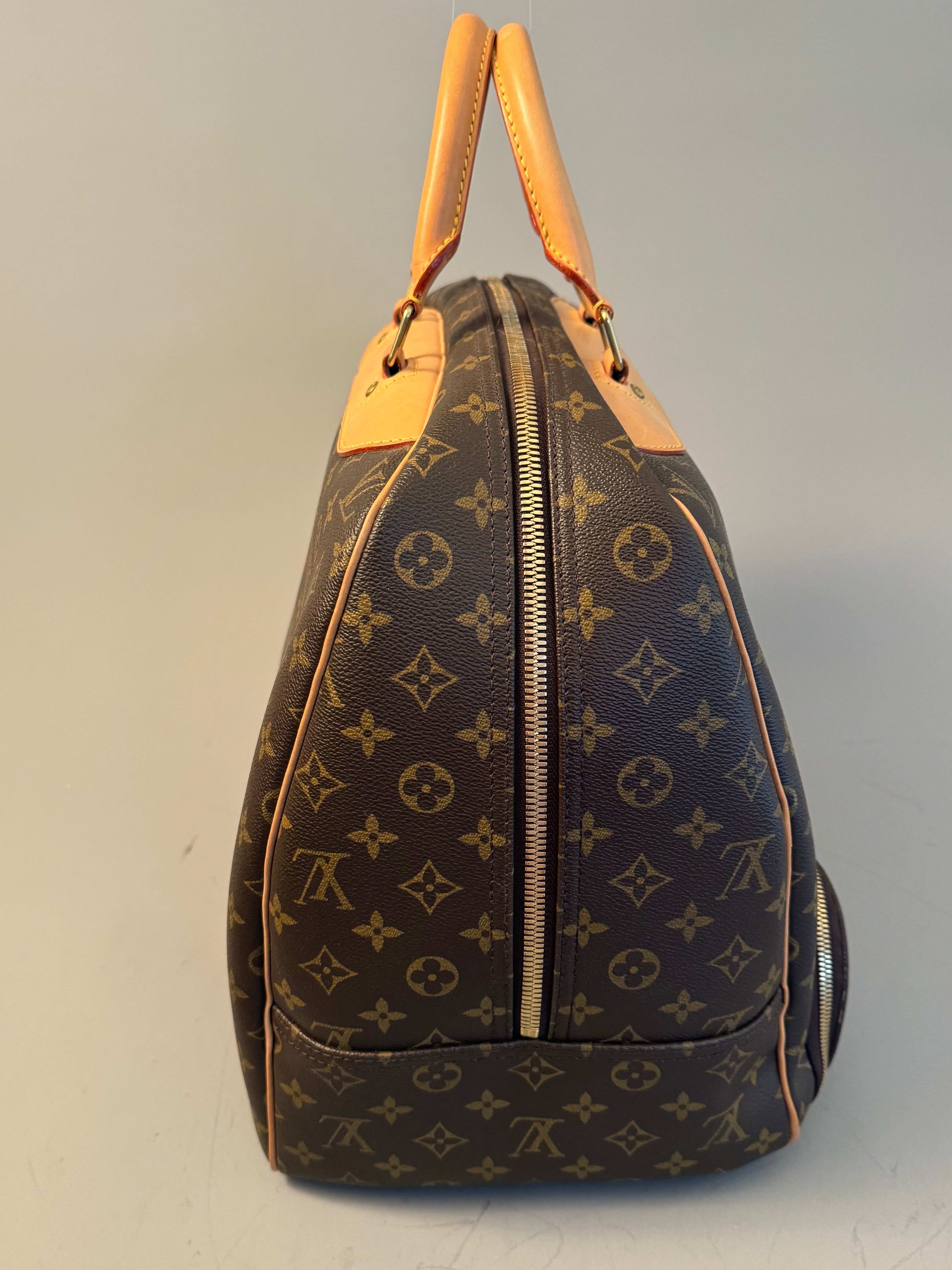 10250 Authentic Pre Loved Louis Vuitton Evasion Monogram