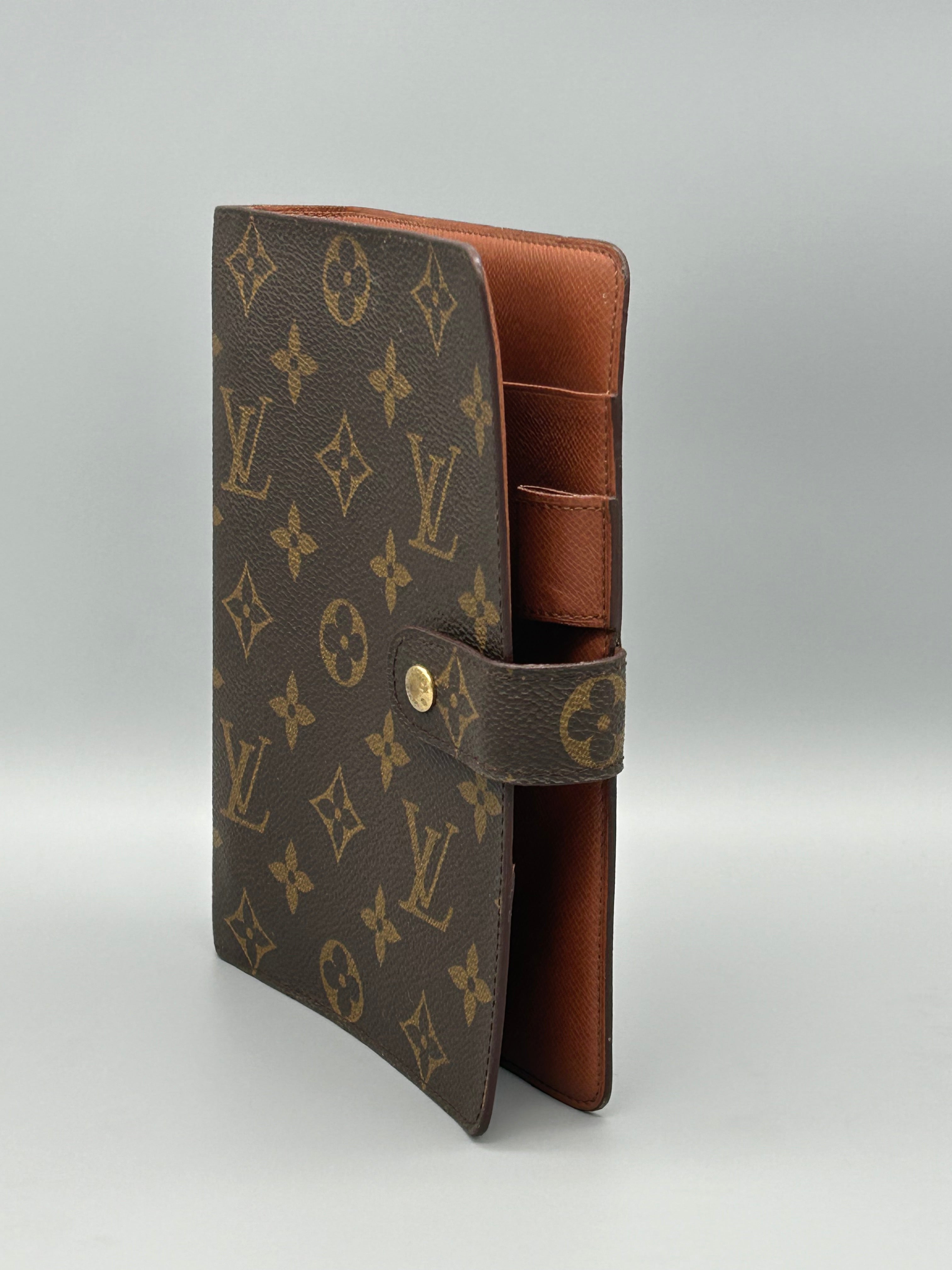 10101 Authentic Pre-loved Louis Vuitton Agenda MM in Monogram Canvas