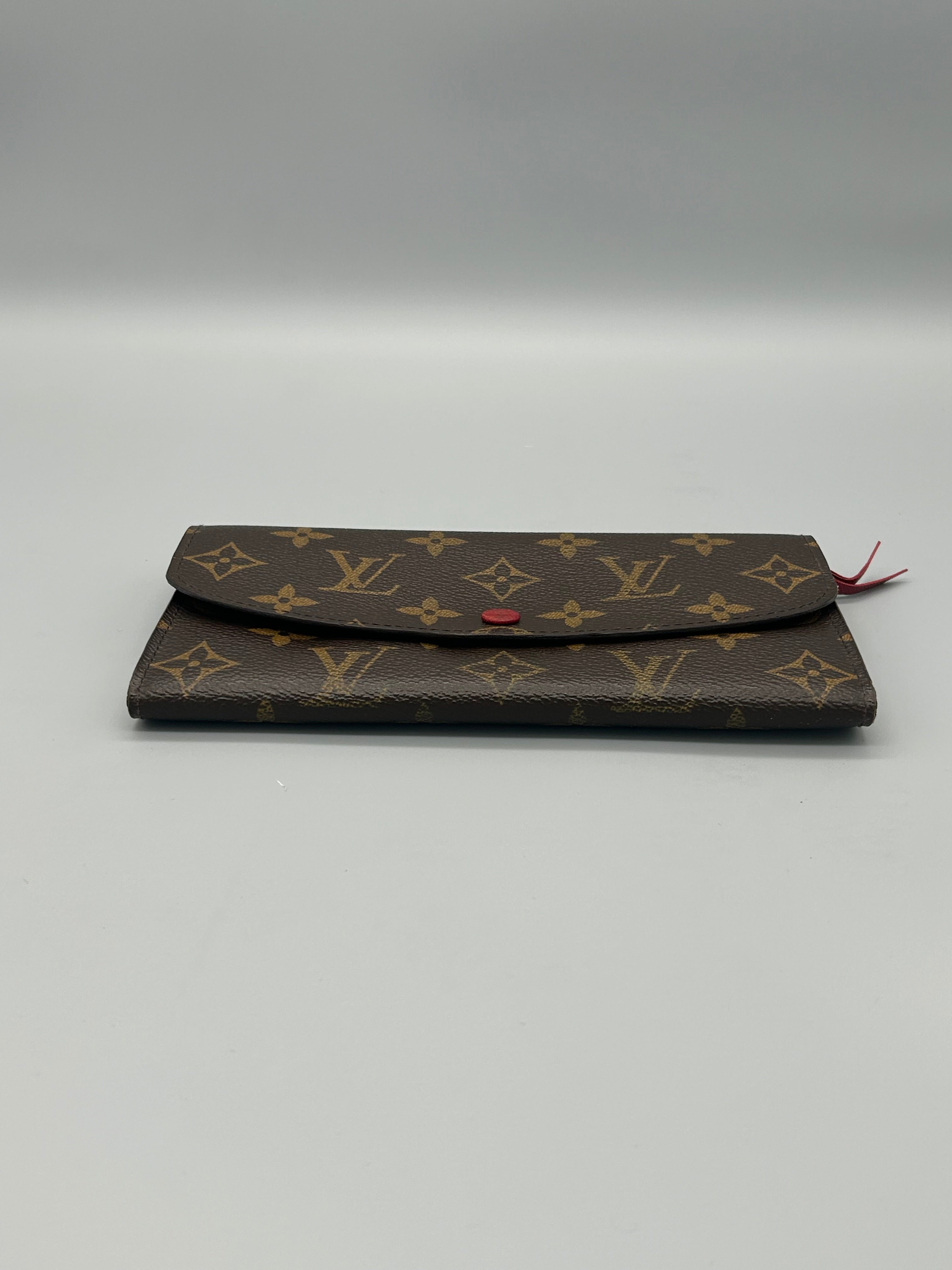 10103 Authentic Pre-loved Louis Vuitton Emilie Wallet in Monogram Canvas