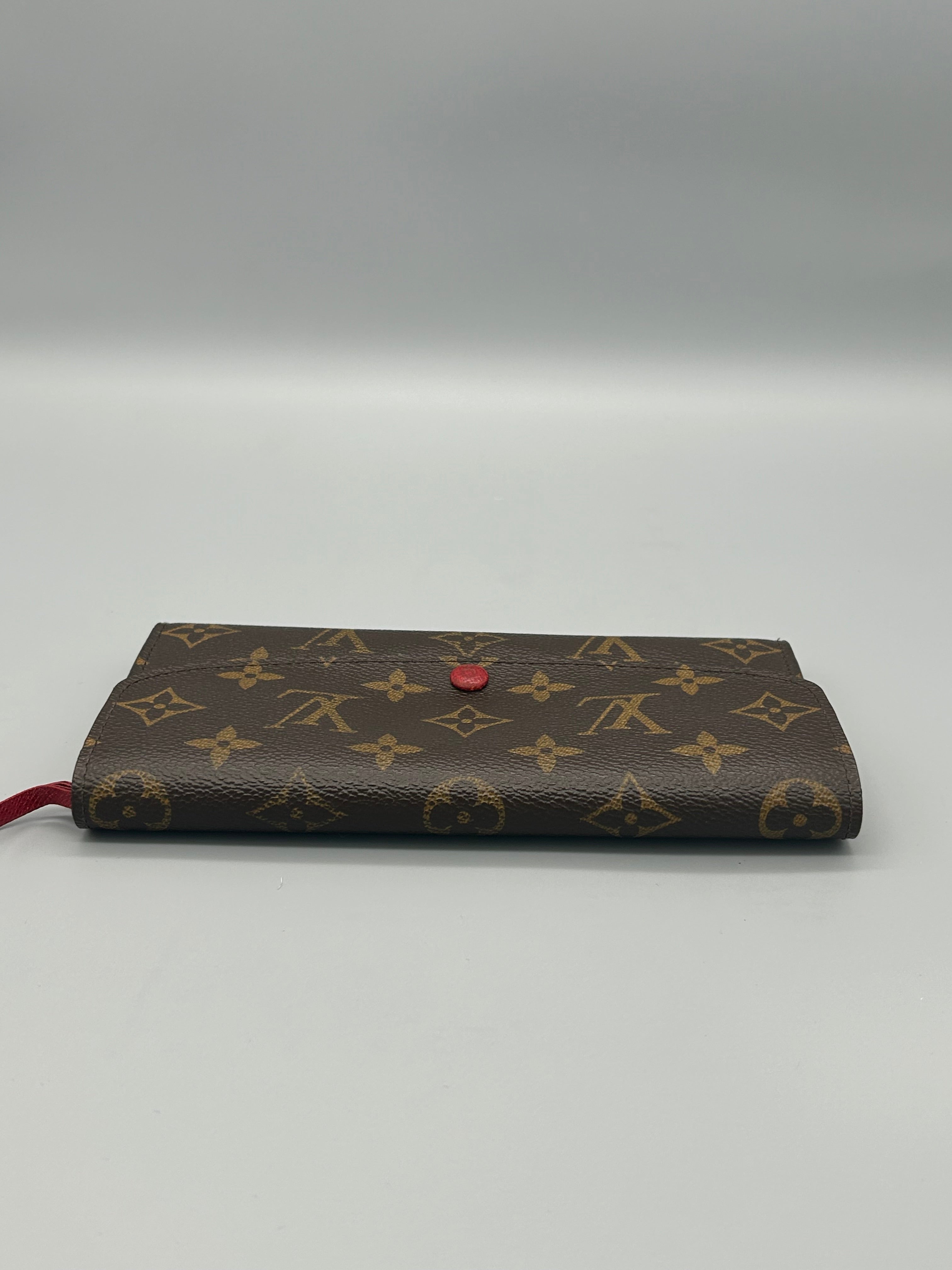 10103 Authentic Pre-loved Louis Vuitton Emilie Wallet in Monogram Canvas