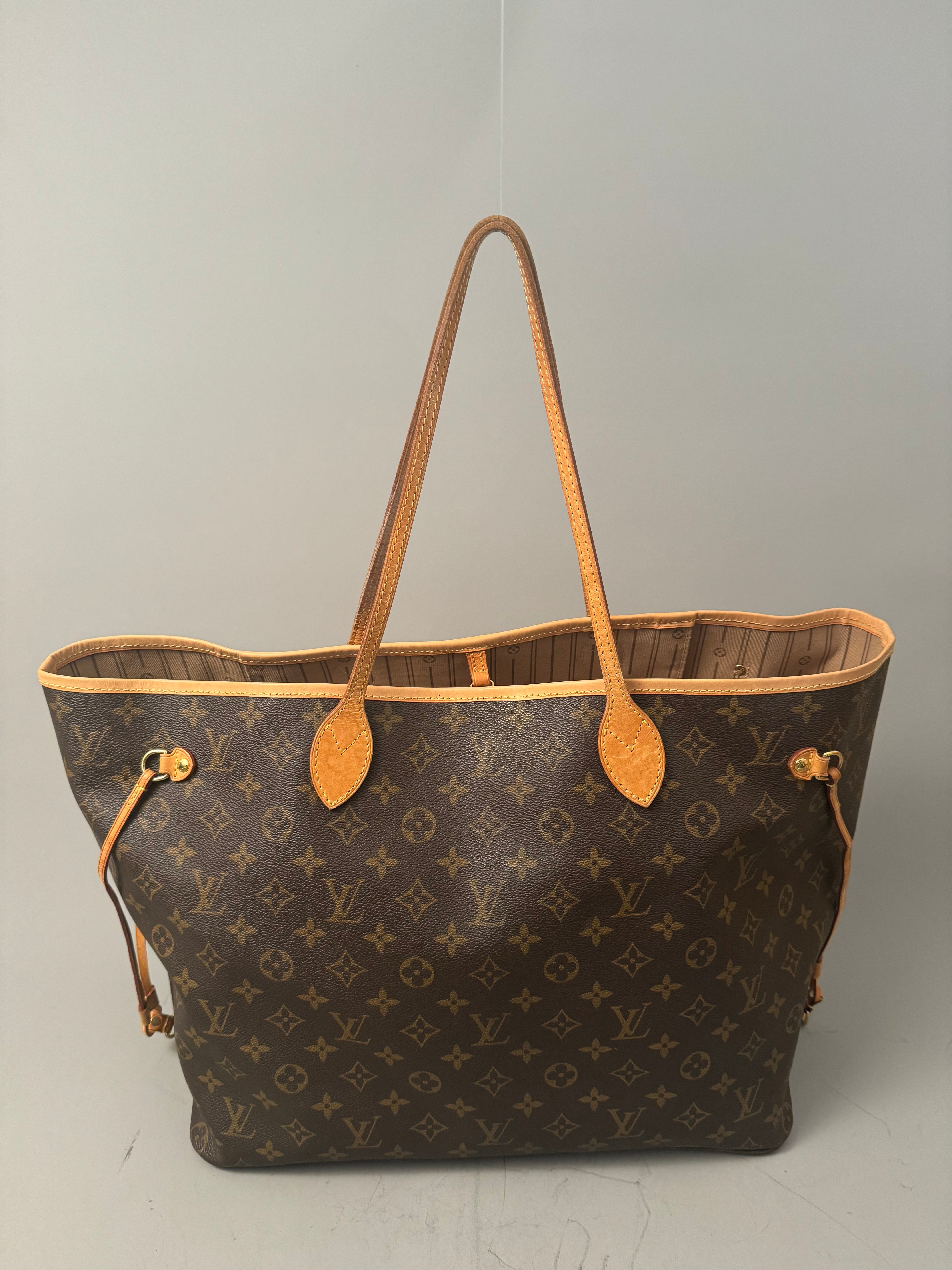 10127 Authentic Pre-loved Louis Vuitton Neverfull GM in Monogram canvas