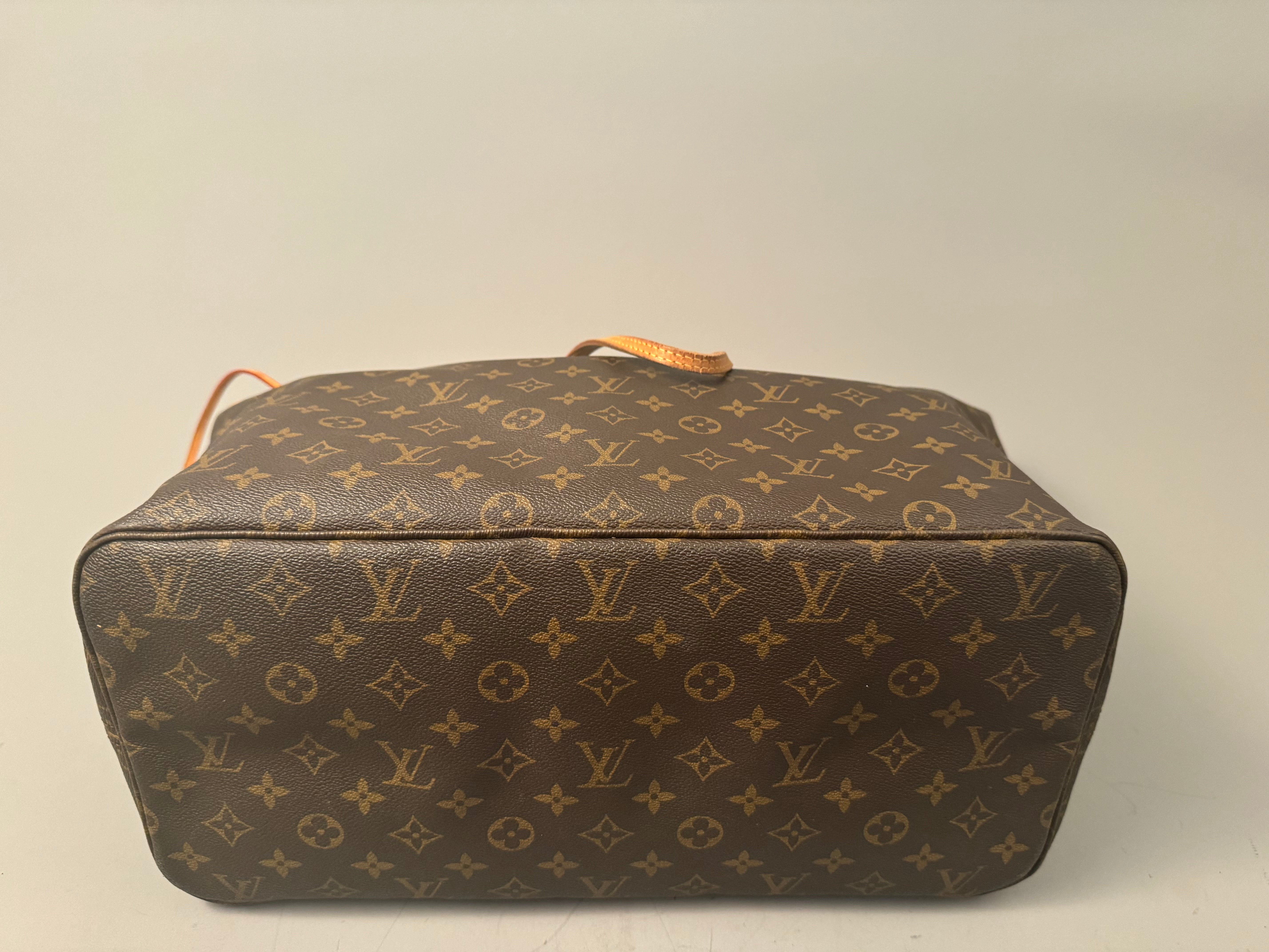 10127 Authentic Pre-loved Louis Vuitton Neverfull GM in Monogram canvas