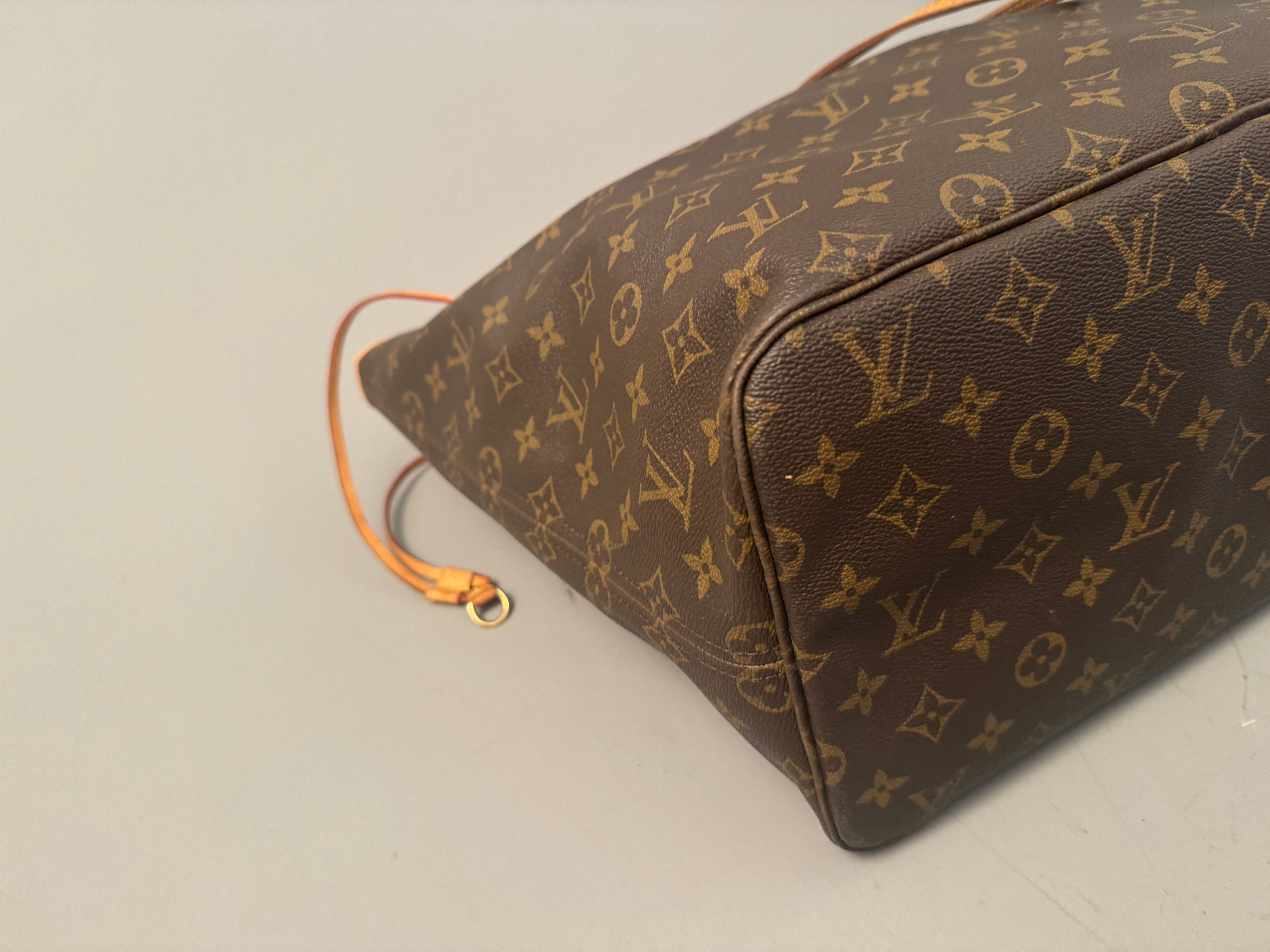 10127 Authentic Pre-loved Louis Vuitton Neverfull GM in Monogram canvas