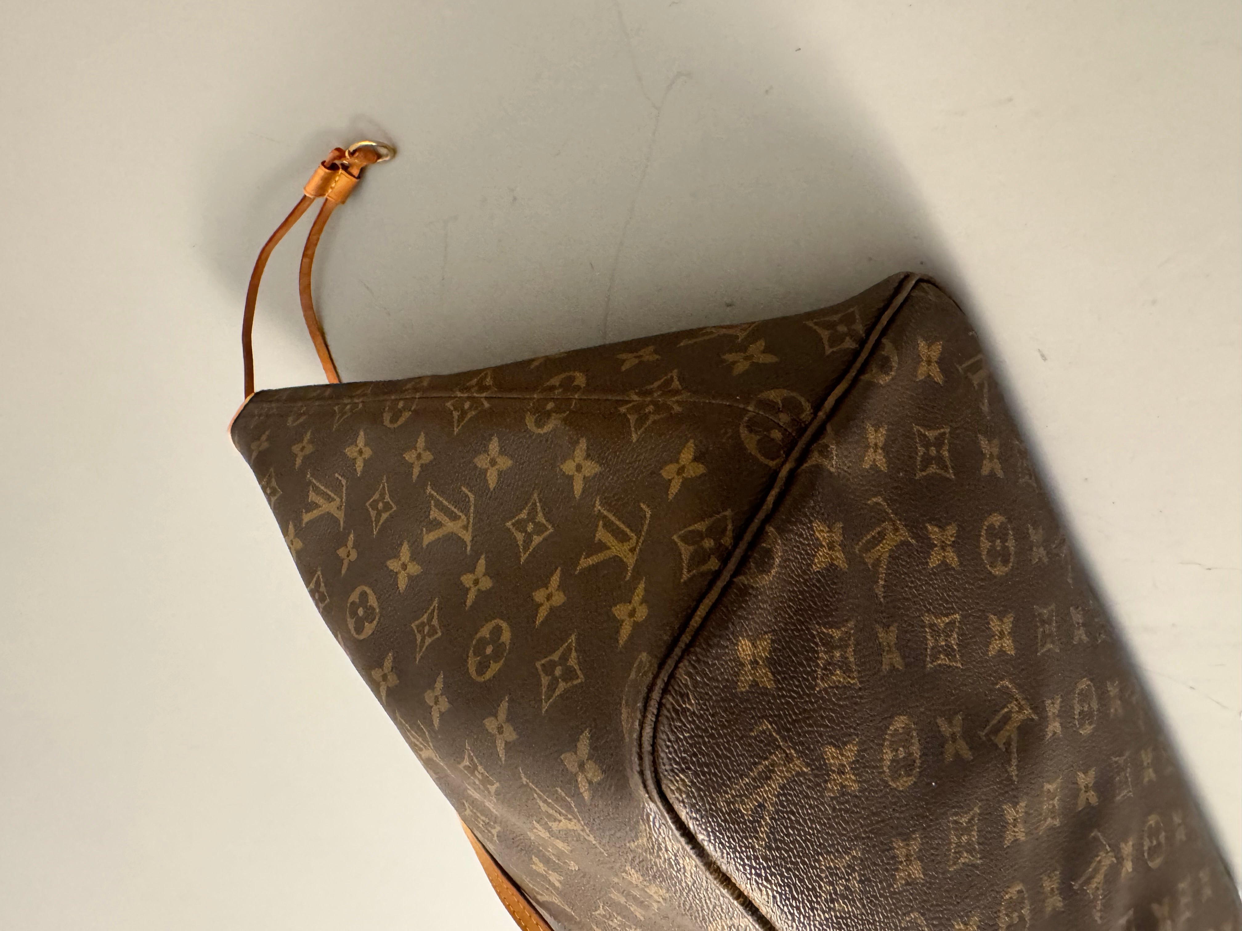 10127 Authentic Pre-loved Louis Vuitton Neverfull GM in Monogram canvas