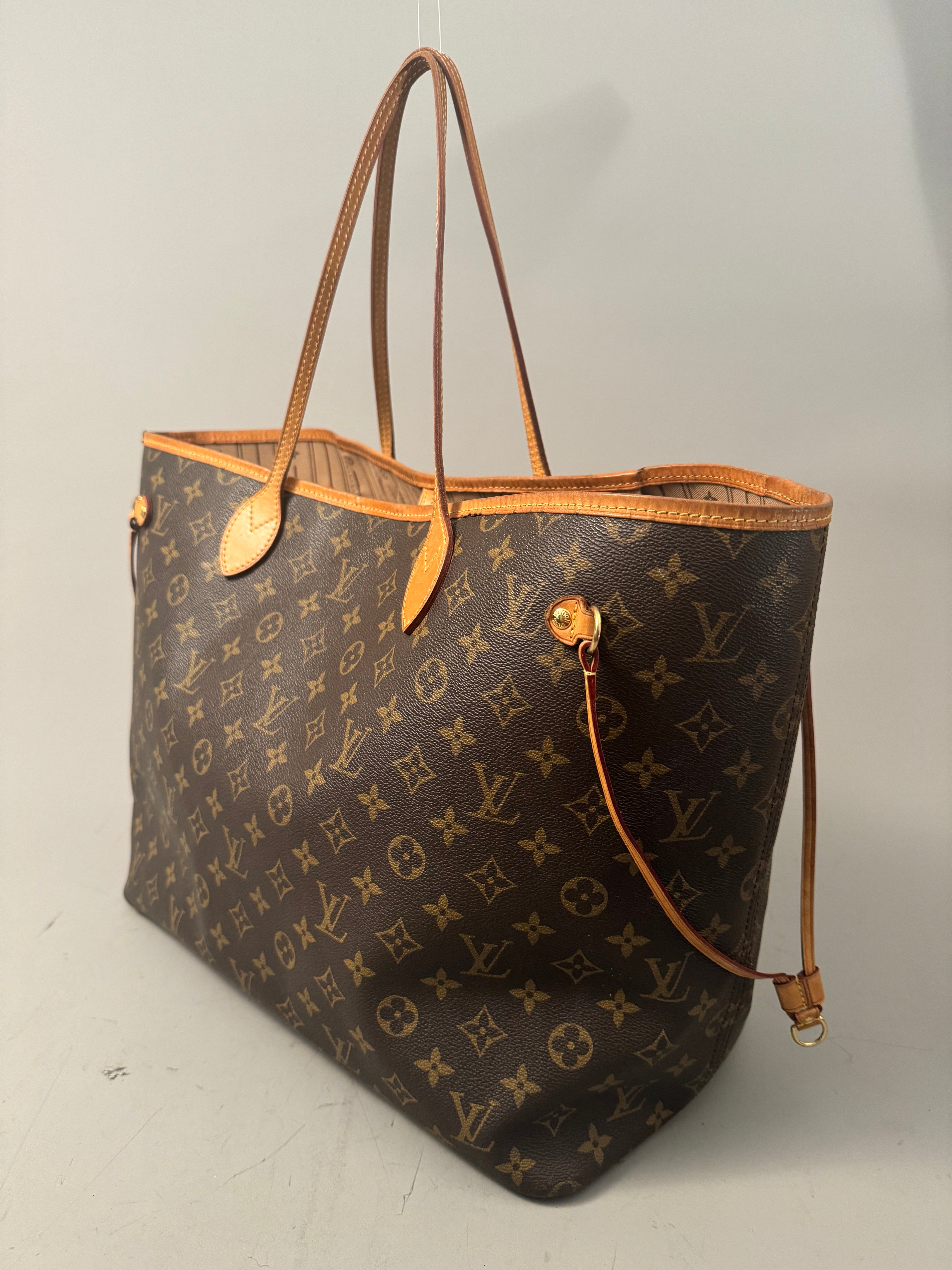 10128 Authentic Pre-loved Louis Vuitton Neverfull GM in Monogram Canvas