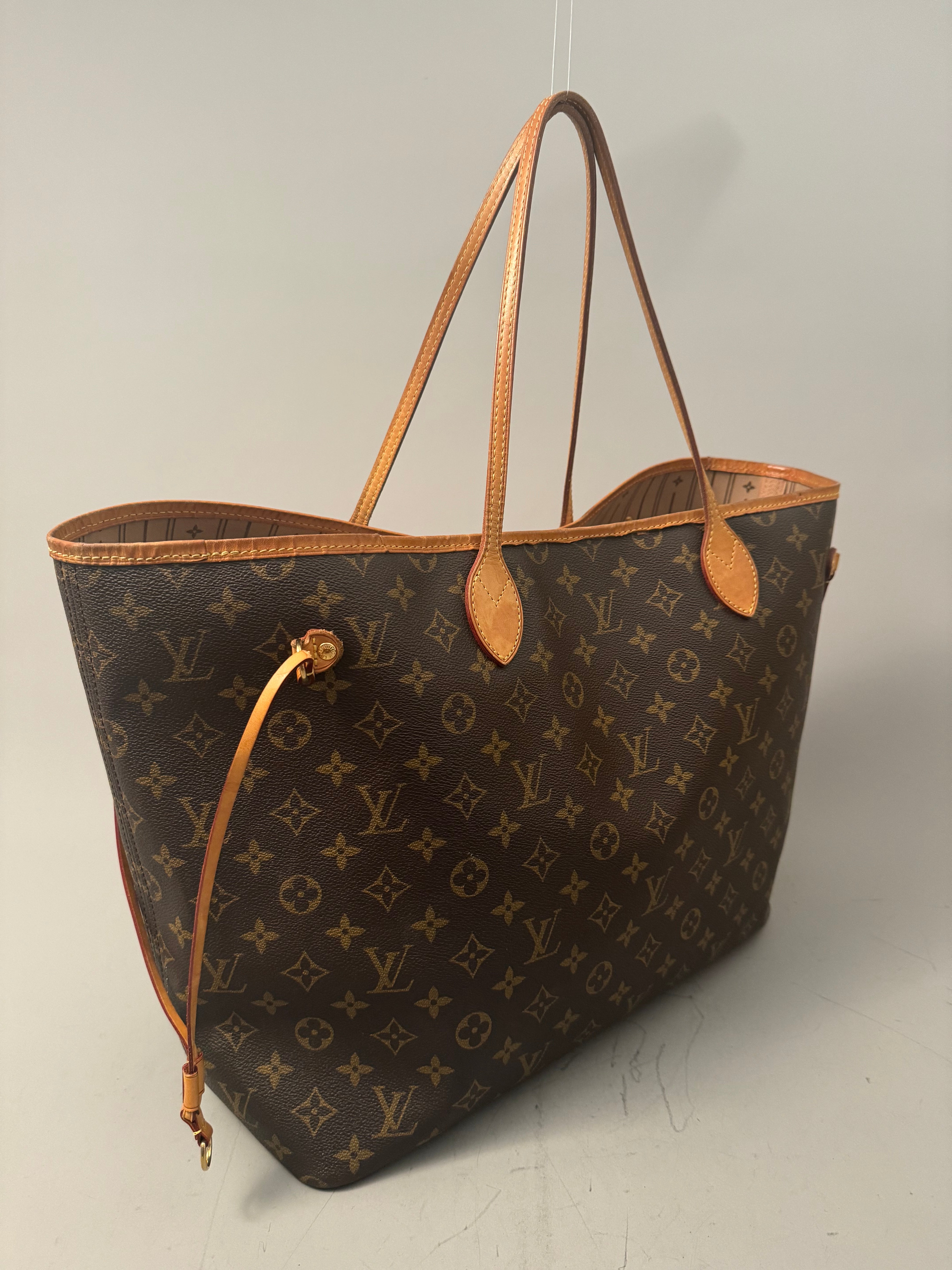 10128 Authentic Pre-loved Louis Vuitton Neverfull GM in Monogram Canvas