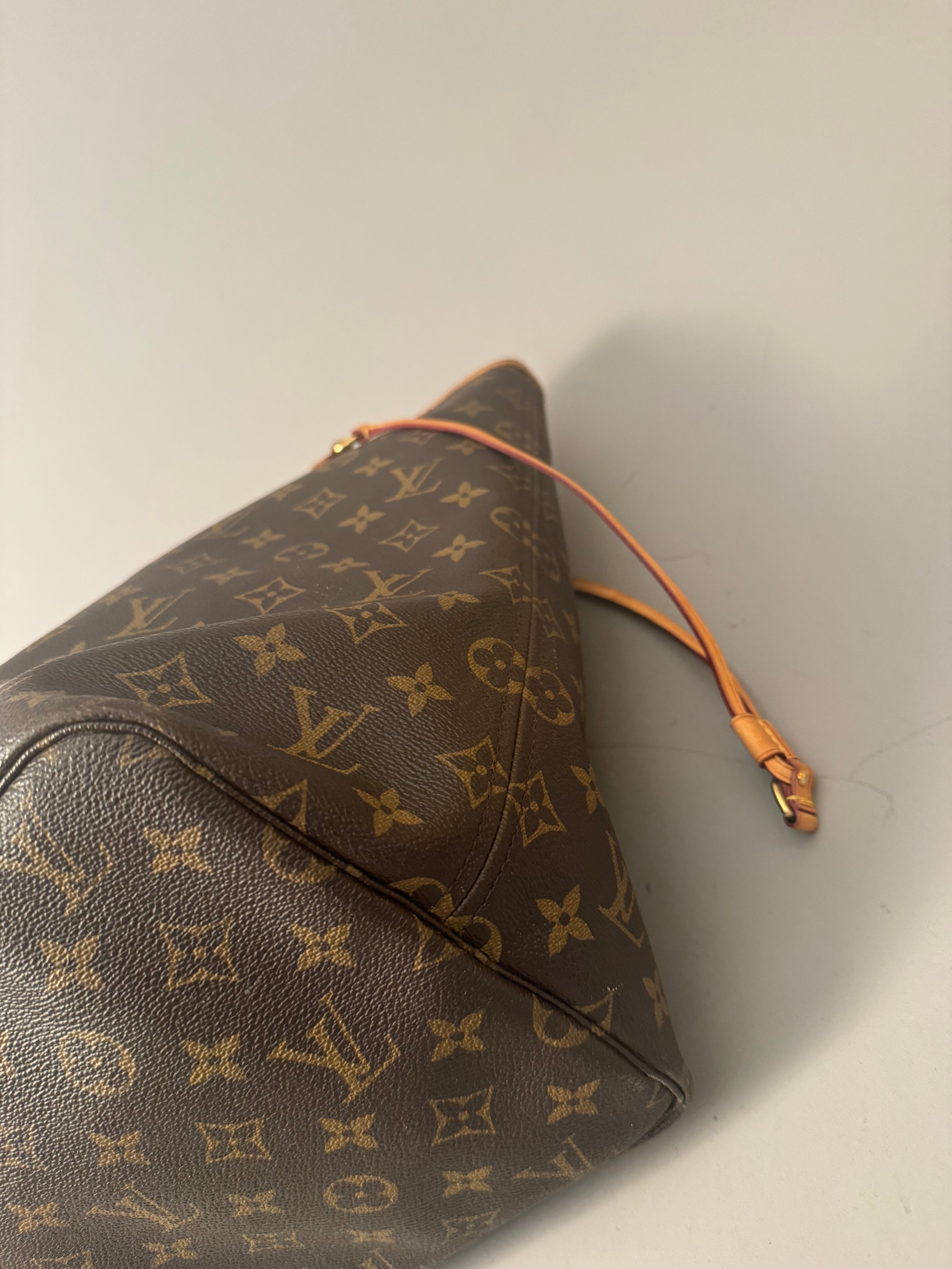 10128 Authentic Pre-loved Louis Vuitton Neverfull GM in Monogram Canvas