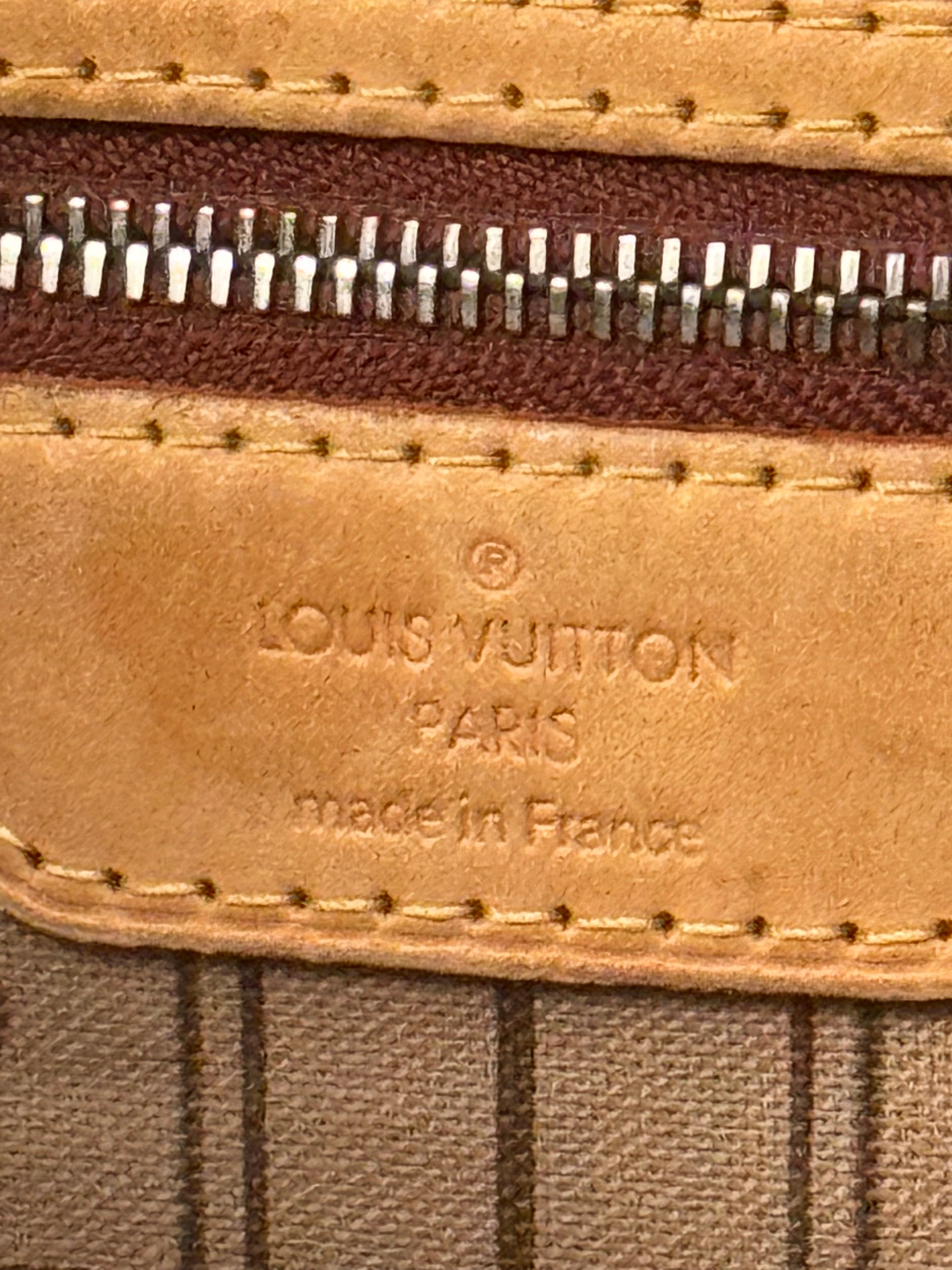 10128 Authentic Pre-loved Louis Vuitton Neverfull GM in Monogram Canvas