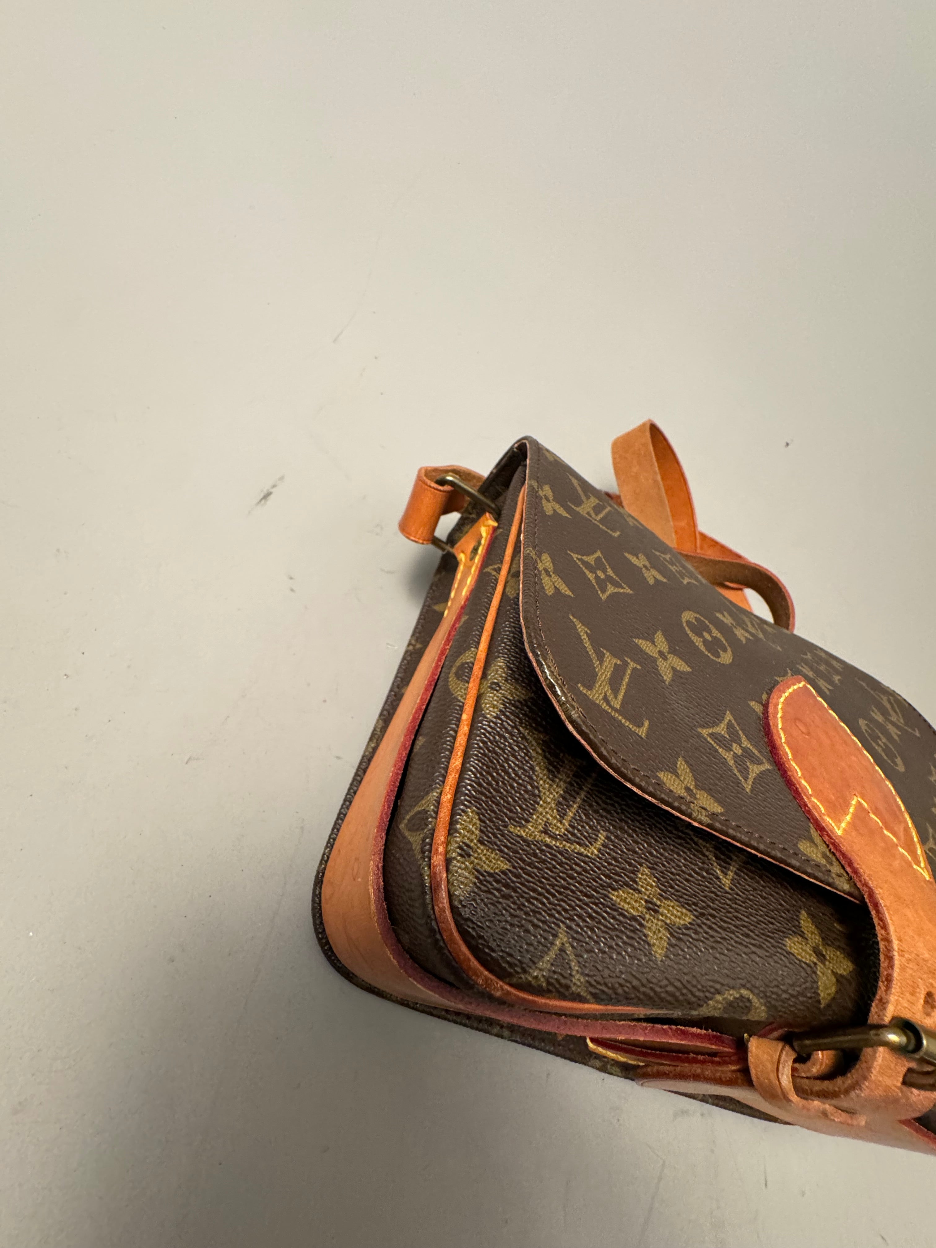 10166 Authentic Pre-loved Louis Vuitton Cartouchiere in Monogram Canvas