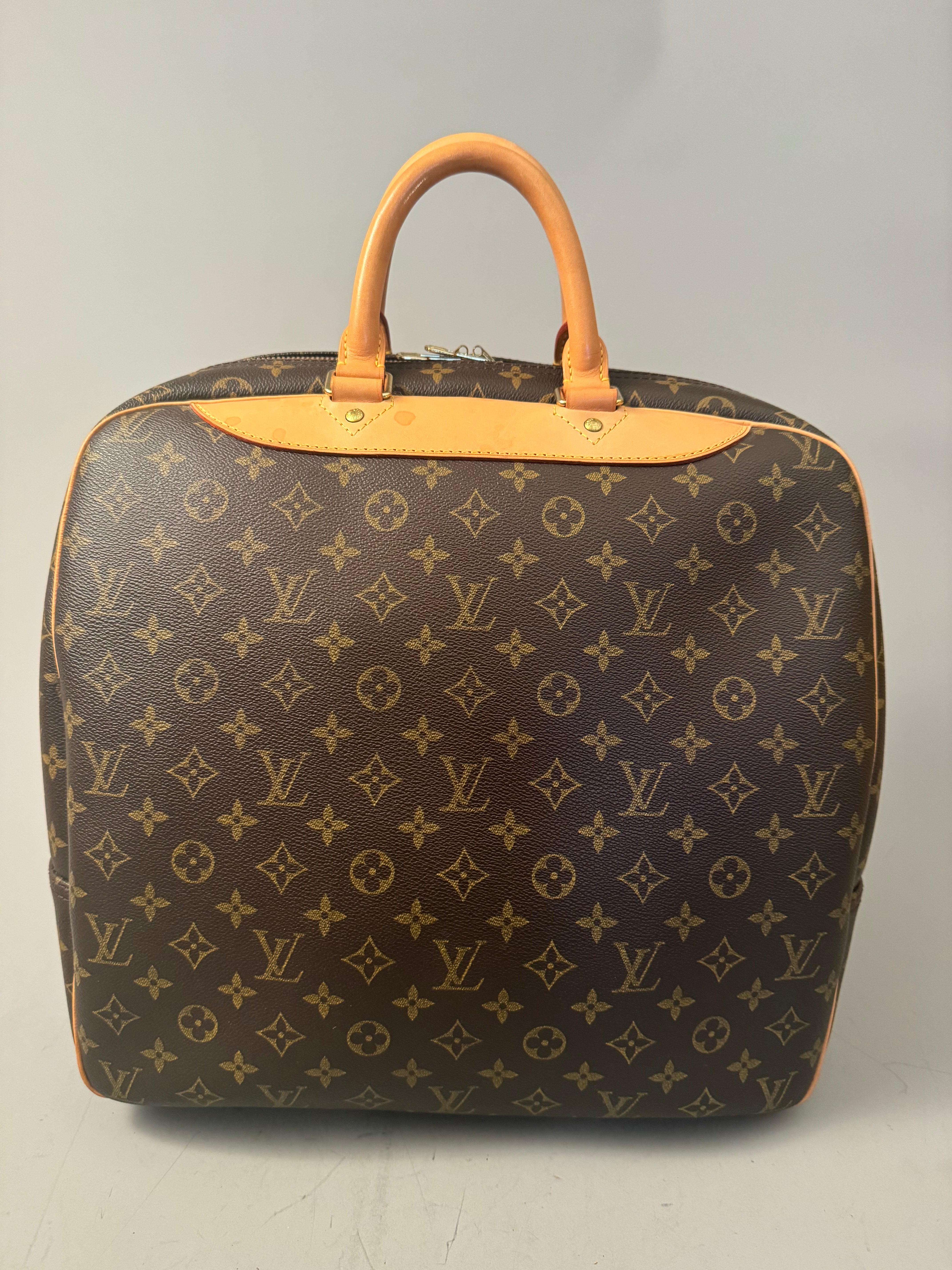 10164 Authentic Pre-loved Louis Vuitton Evasion in Monogram Canvas