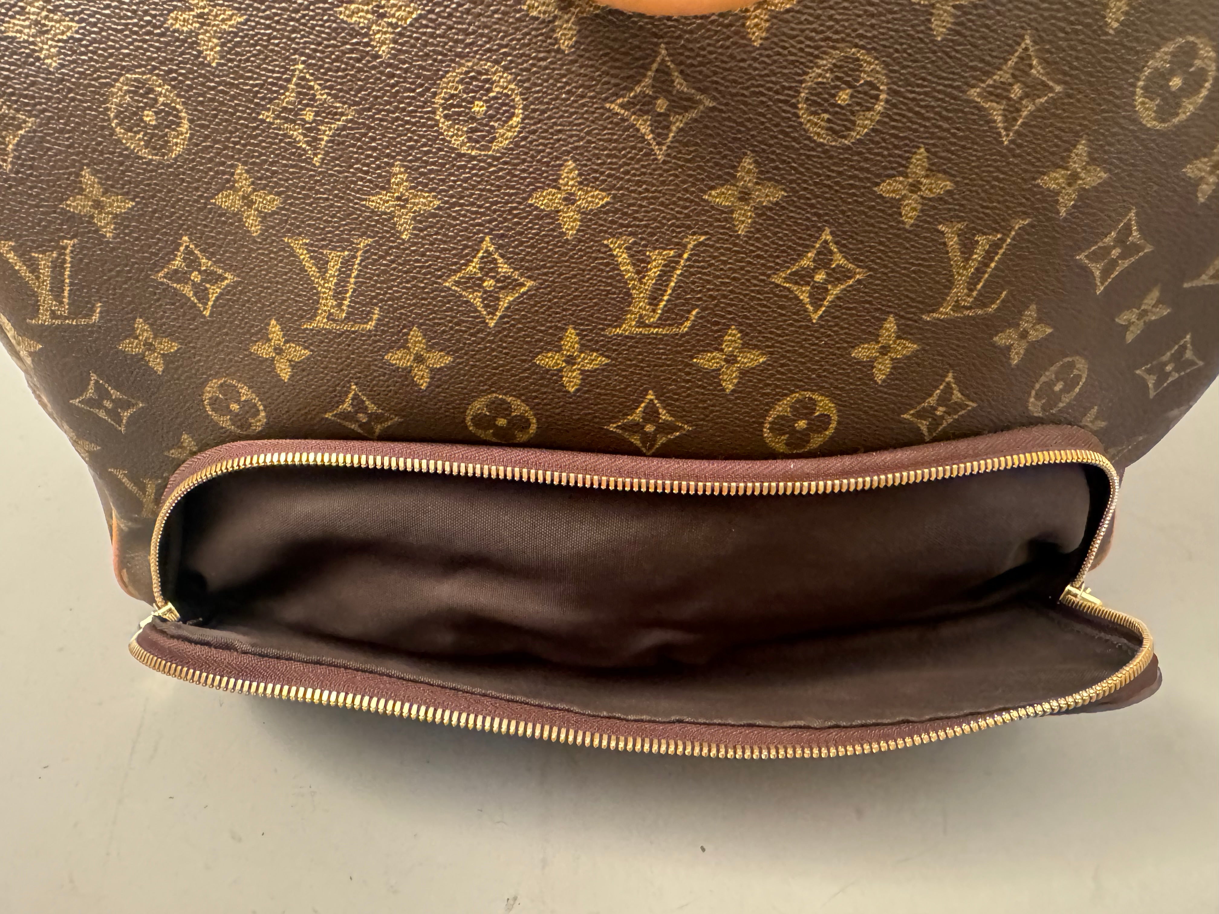 10164 Authentic Pre-loved Louis Vuitton Evasion in Monogram Canvas