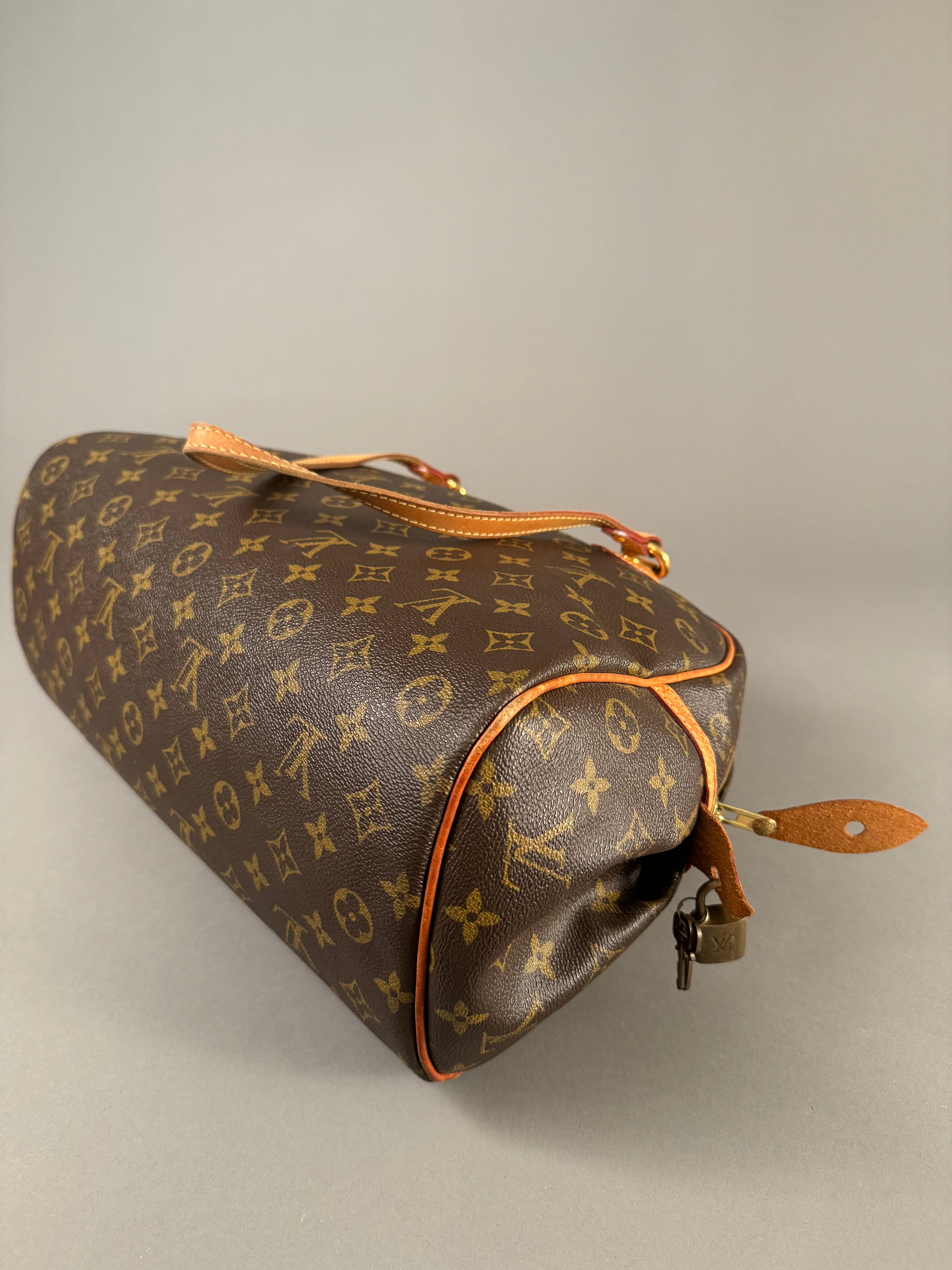 10143 Authentic Pre-loved Louis Vuitton Montorgueil GM in Monogram Canvas