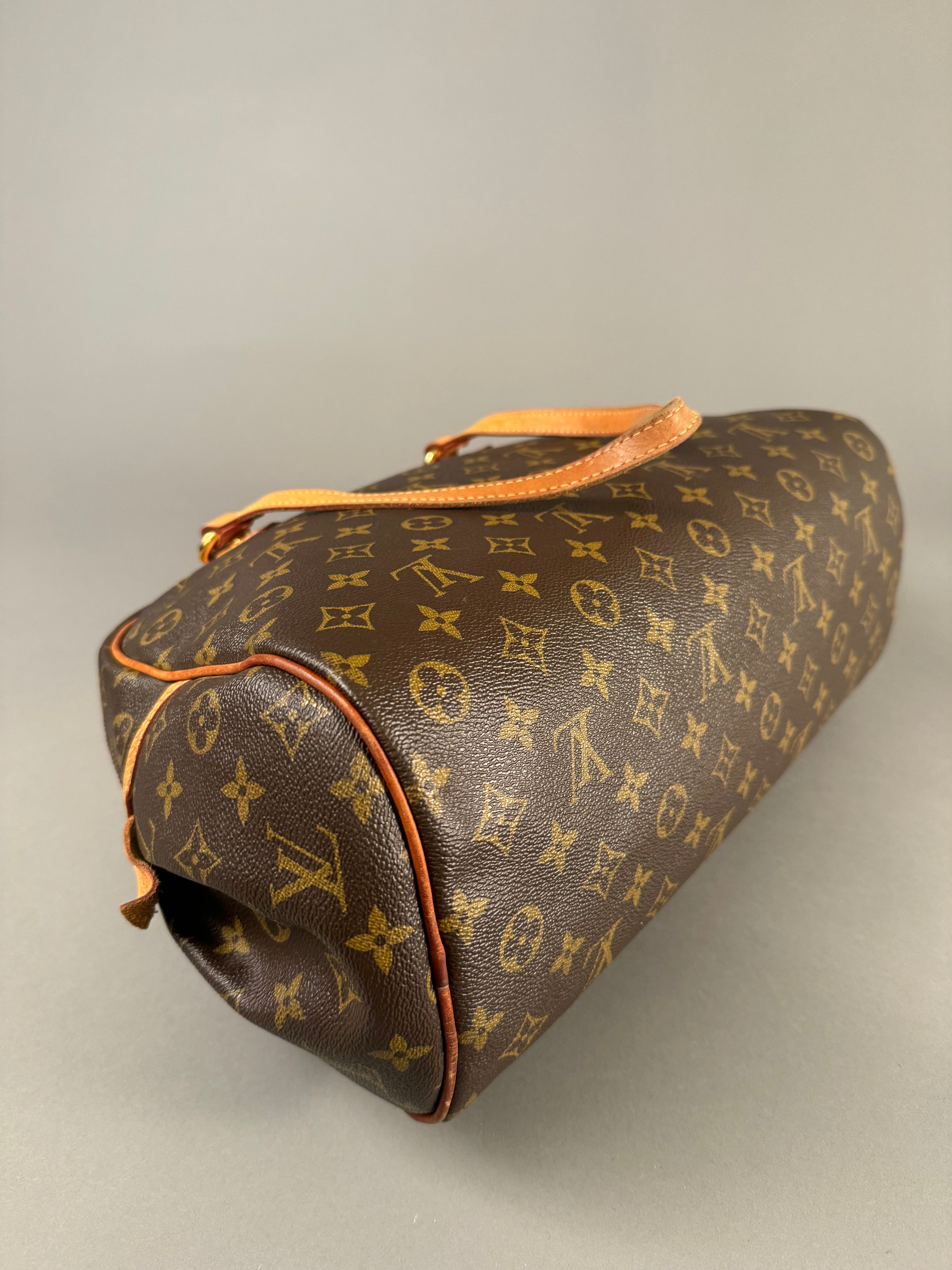 10143 Authentic Pre-loved Louis Vuitton Montorgueil GM in Monogram Canvas