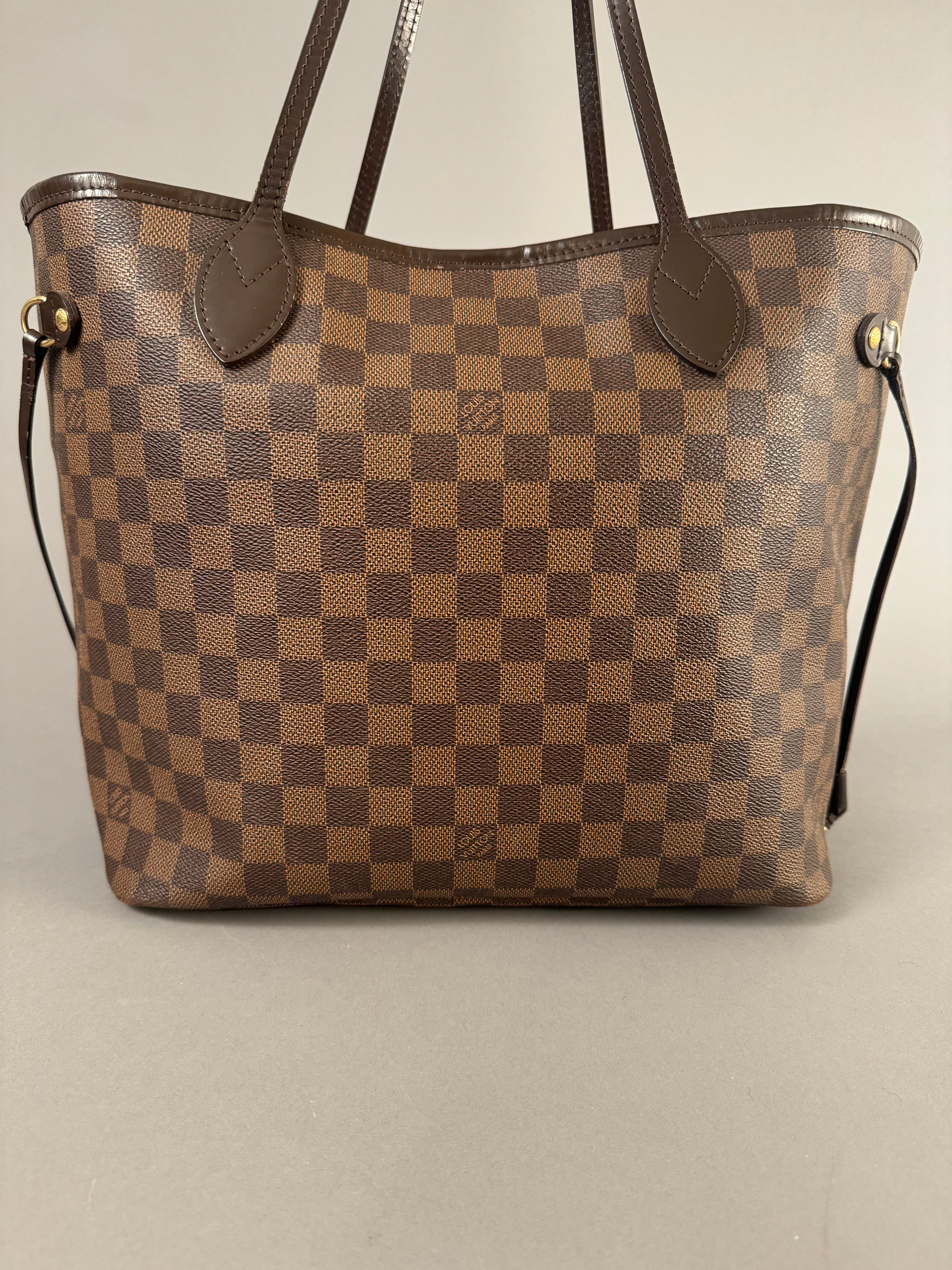 10198 Authentic Pre-loved Louis Vuitton Neverfull MM in Damier Ebene Canvas