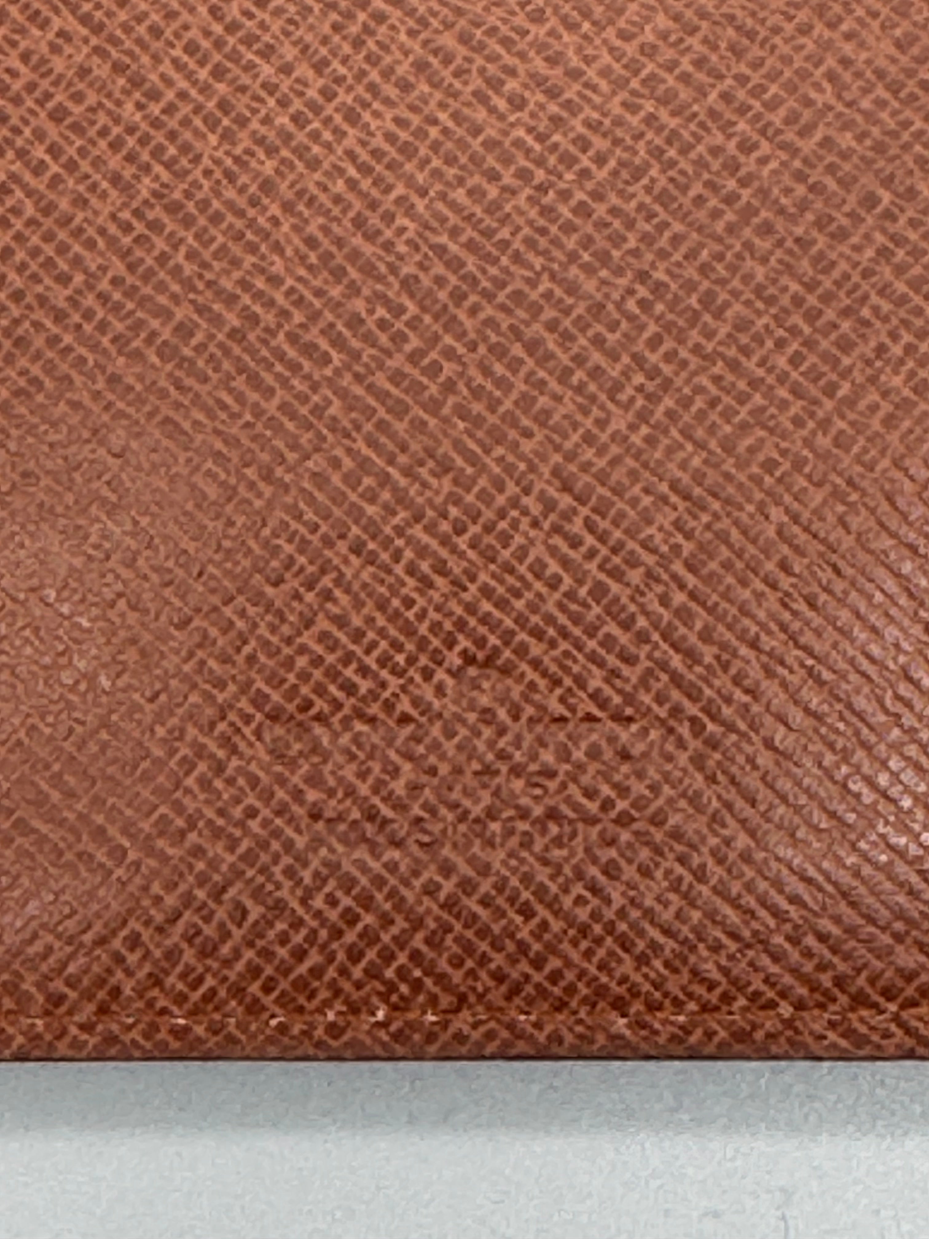 10012 Authentic Pre-Loved Louis Vuitton Bifold Monogram Bill Case