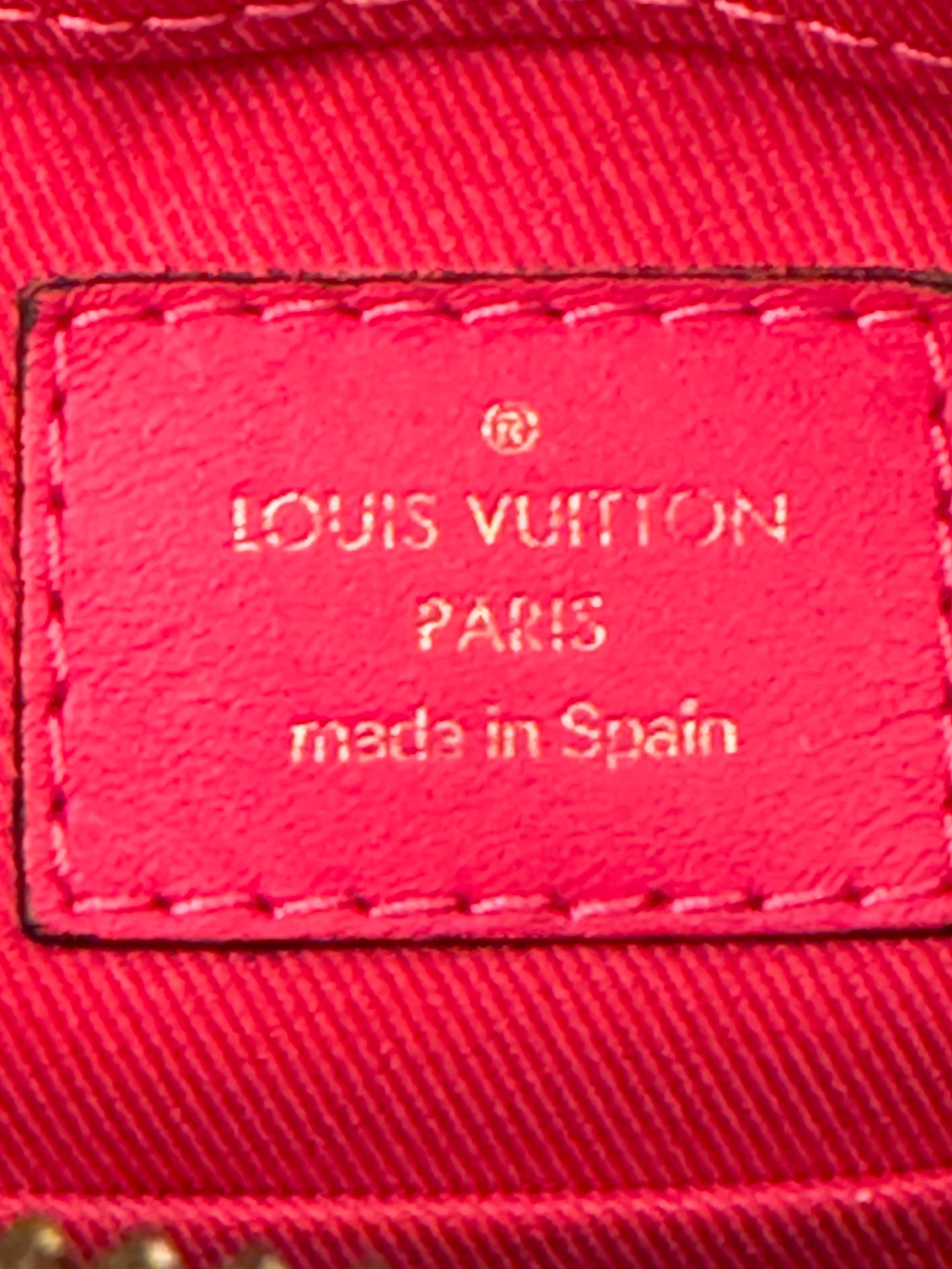 10033 Authentic Pre-loved Louis Vuitton Saintonge in Monogram canvas