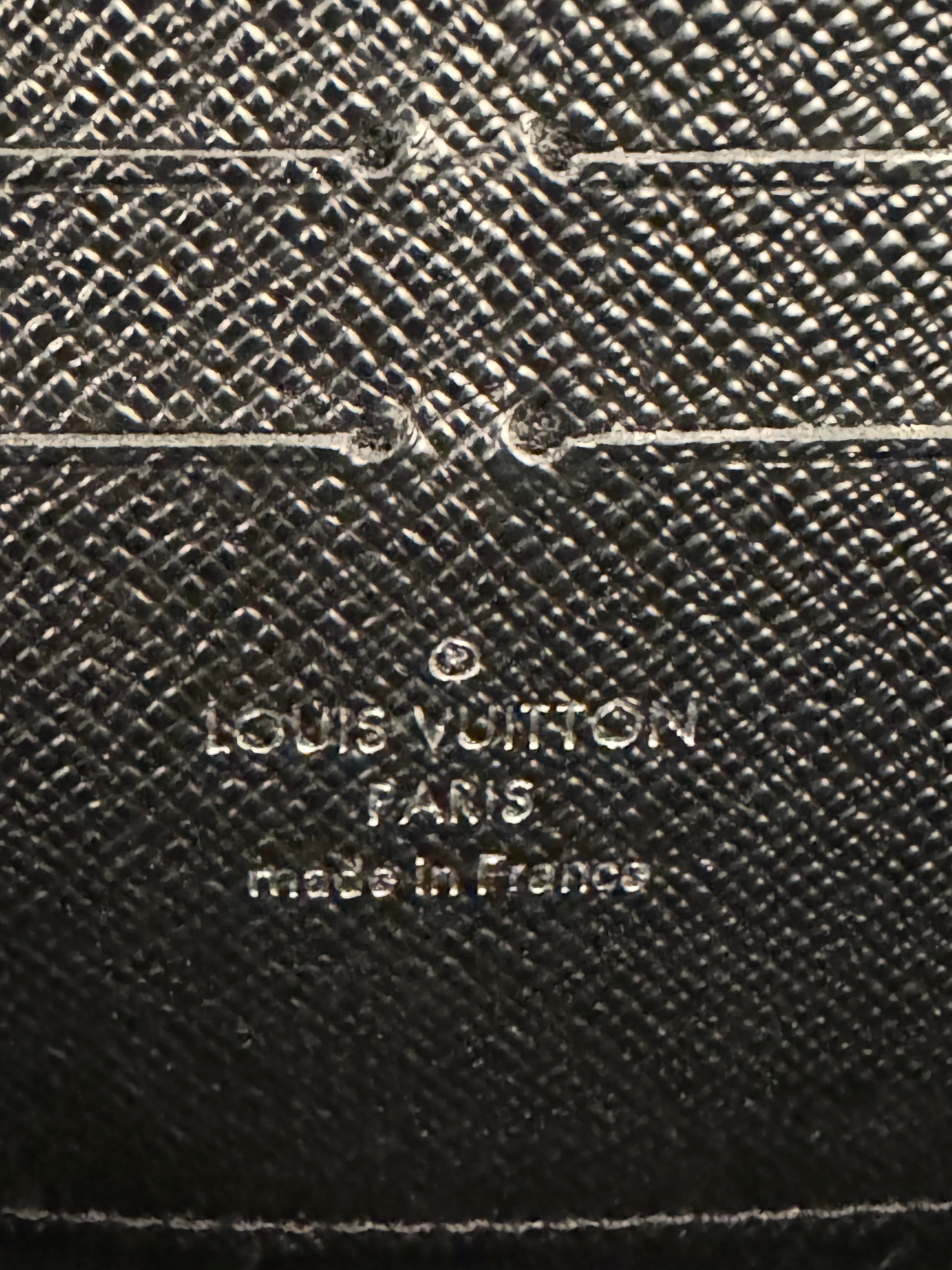 10037 Authentic Pre-loved Louis Vuitton Chain Flower Twist Wallet in Epi Leather in Black & Gold