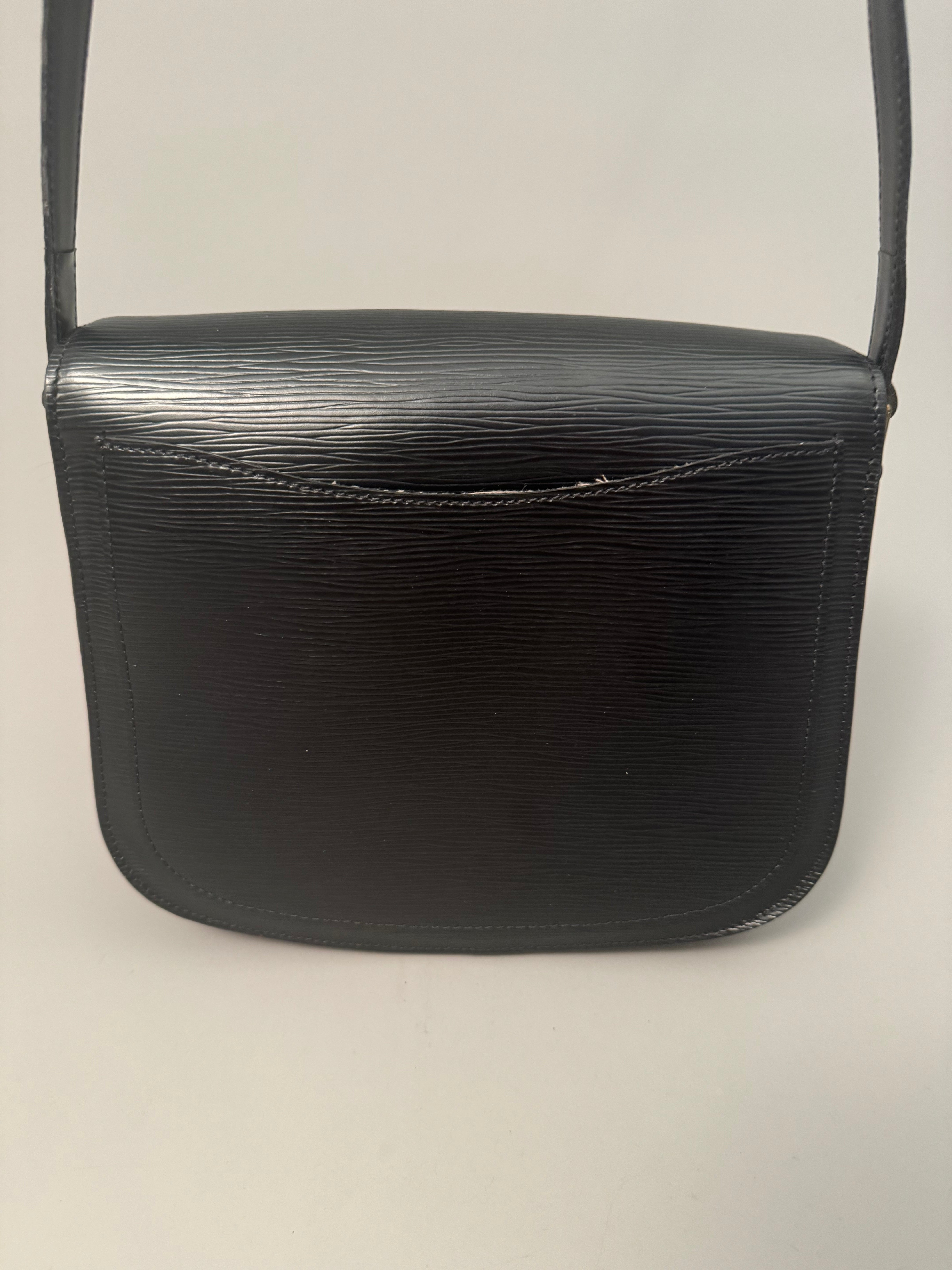 10043 Authentic Pre-loved Louis Vuitton St Cloud GM in Black Epi Leather