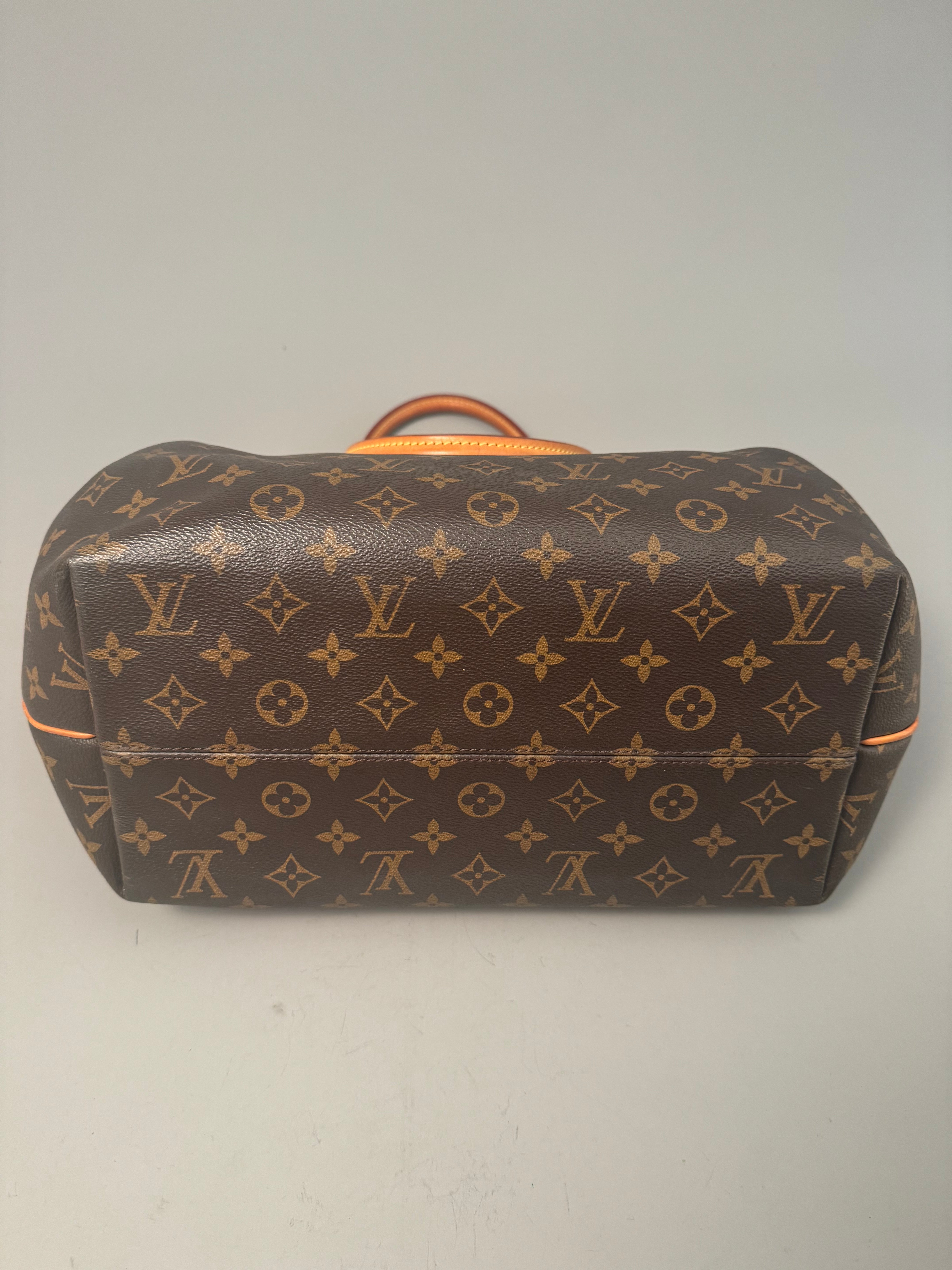 10065 Authentic Pre-loved Louis Vuitton Turenne GM 2 Way Bag in Monogram Canvas