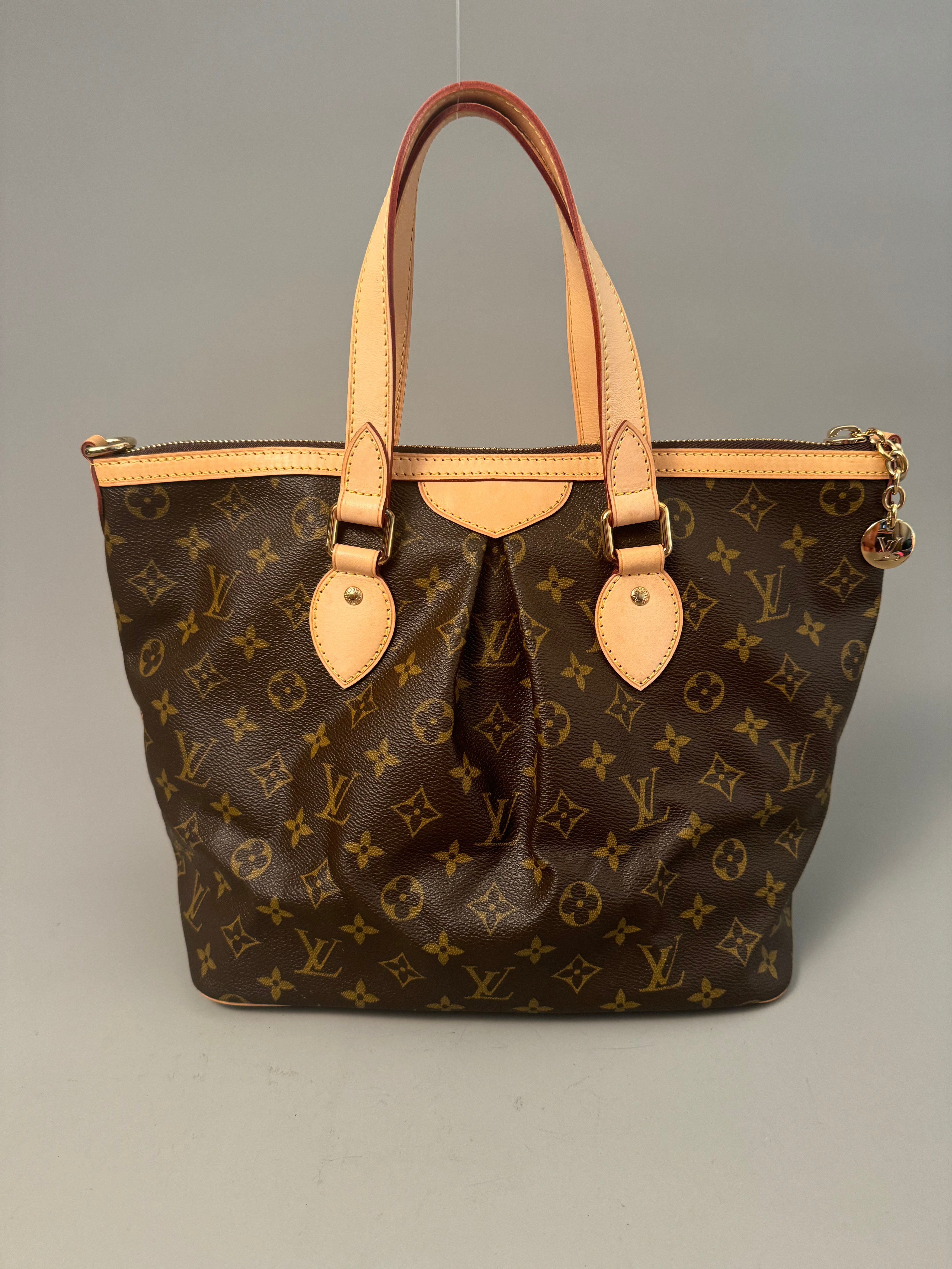 10054 Authentic Pre-loved Louis Vuitton Palermo in Monogram Canvas